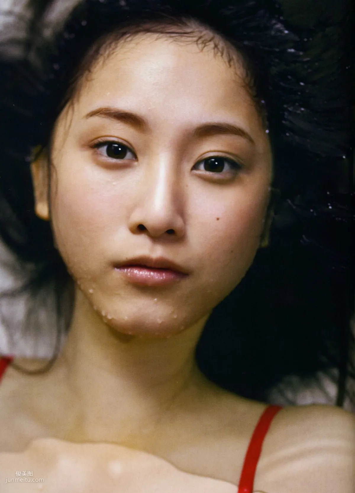 松井玲奈 《Kingyo》 Goldfish [PB寫真集] 73