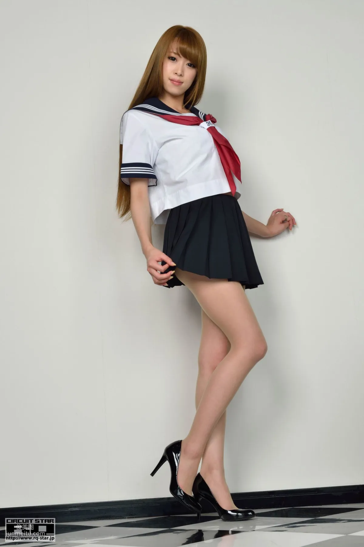 [RQ-STAR] NO.00680 Rima Serizawa 芹澤里茉 Sailor 写真集17