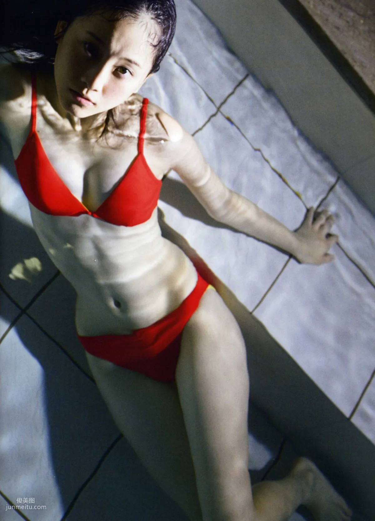 松井玲奈 《Kingyo》 Goldfish [PB寫真集] 72