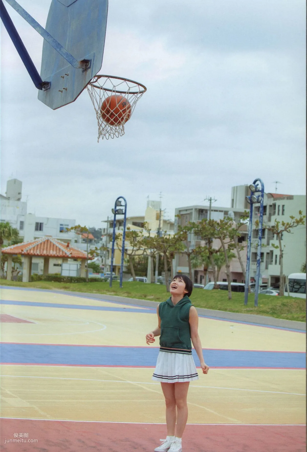宮本佳林《Karin sixteen》Amazon限定カバーVer [PB寫真集] 55