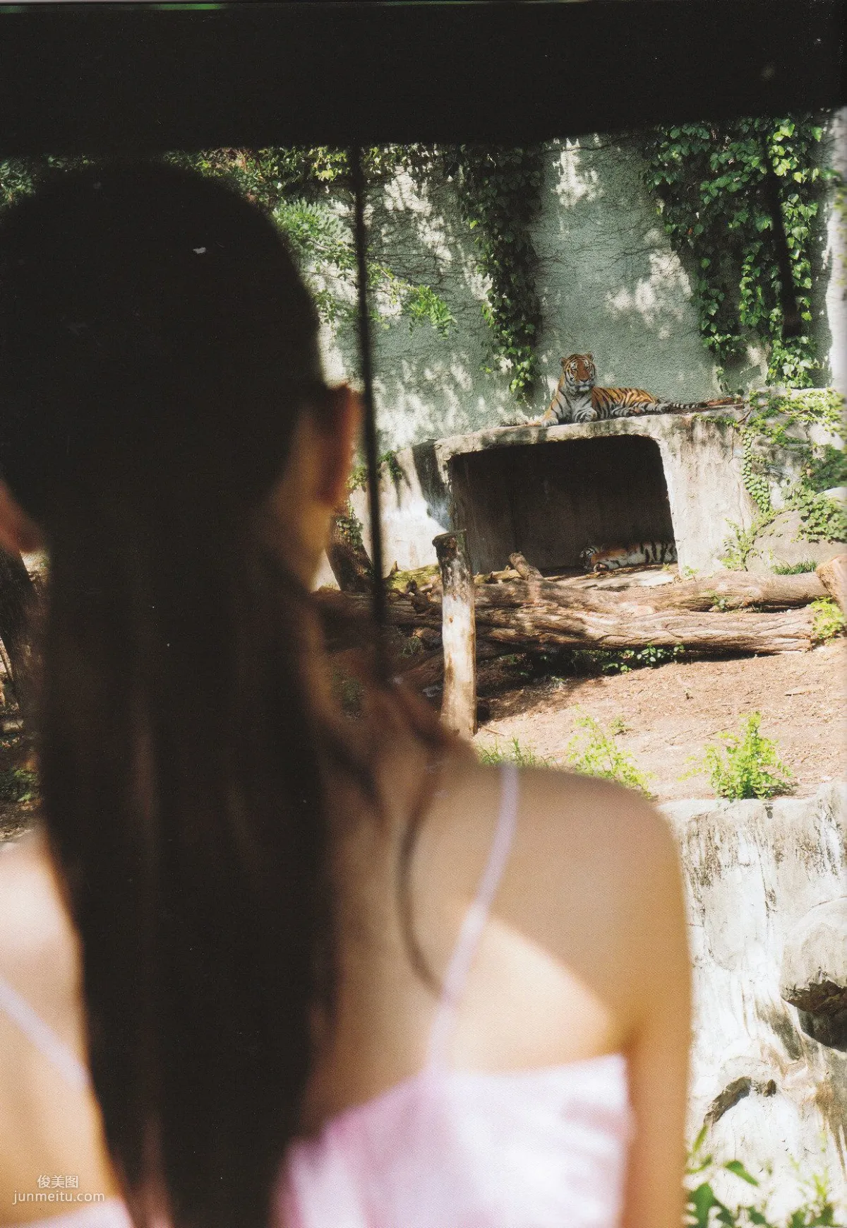 Nanase Nishino《Everyday Clothes》 [Photo Books] photo 62
