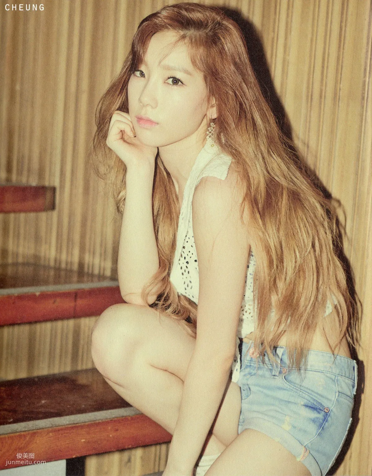 TaeTiSeo 韓國少女時代《HOLLER》[PB寫真集] 23