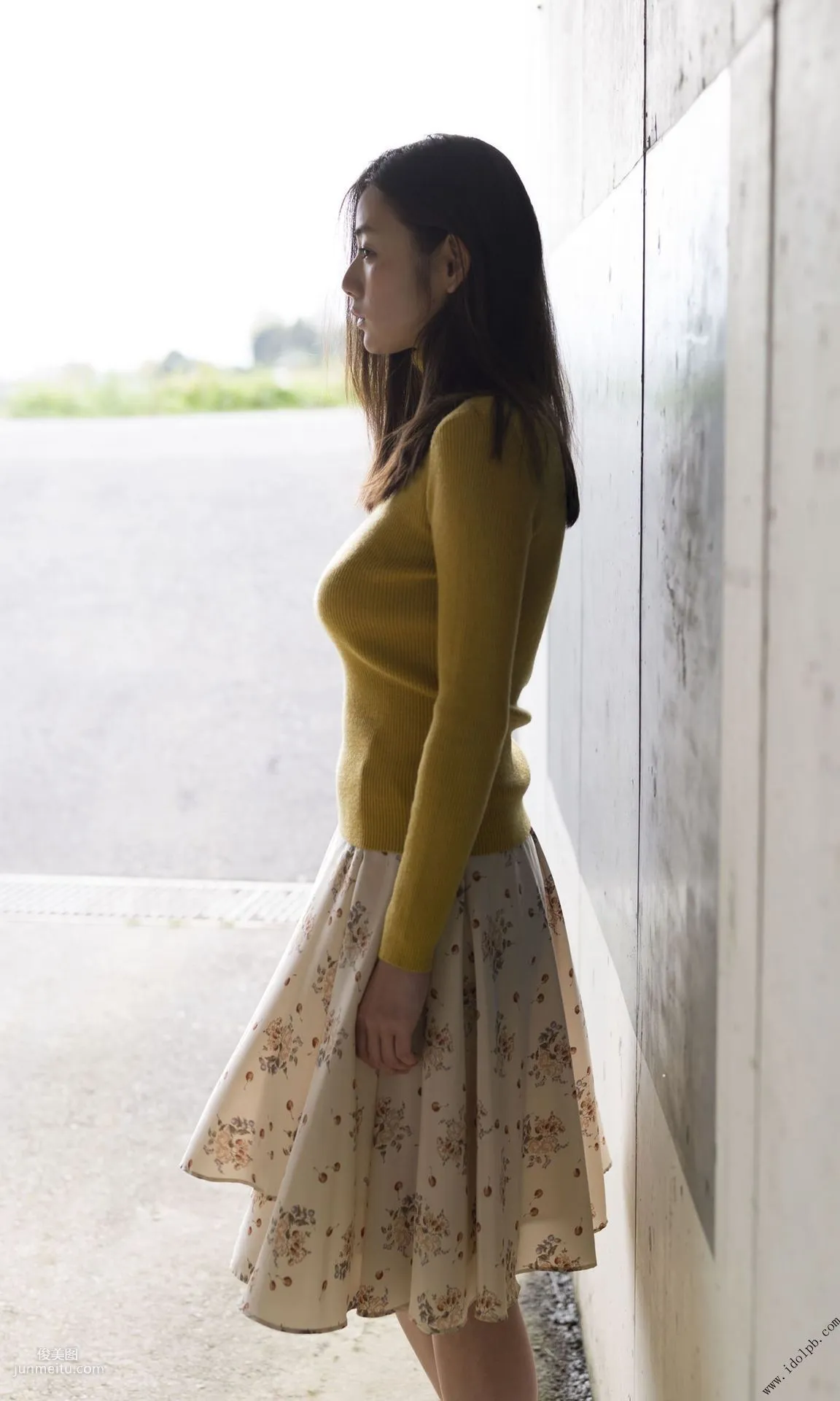 Moemi Katayama Awakening [Photo Books] photo 10