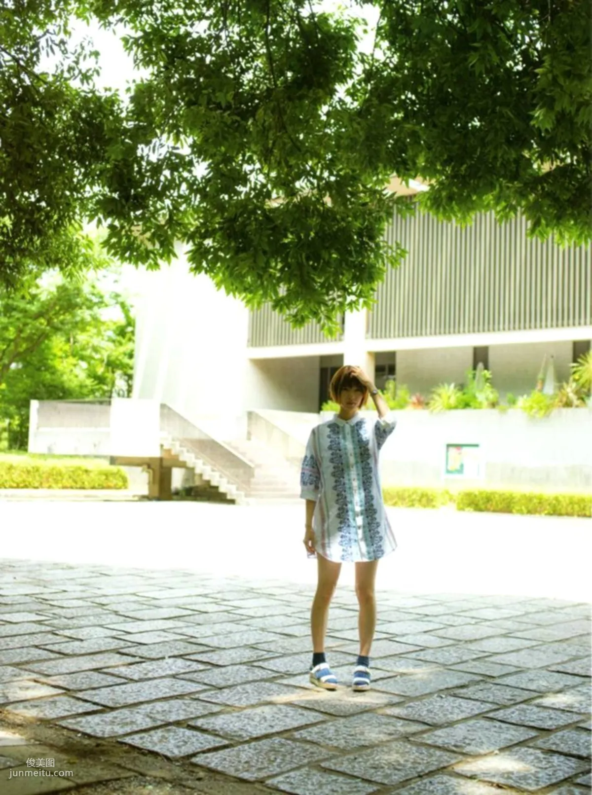Nanami Hashimoto Gentle Thorns [Photo Books] photo 62