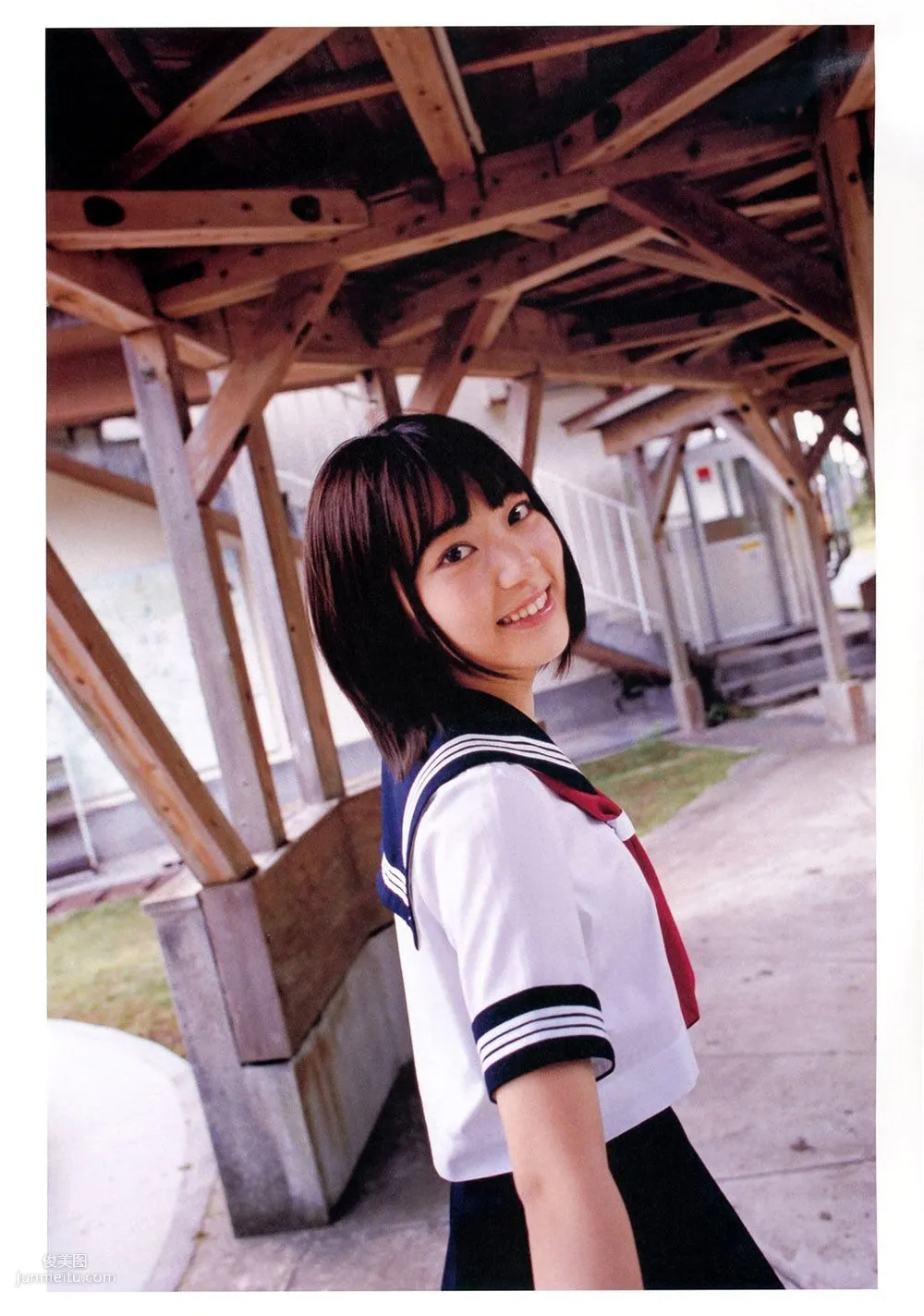 宮脇咲良/宮脅咲良《Sakura》 [PB寫真集] 61