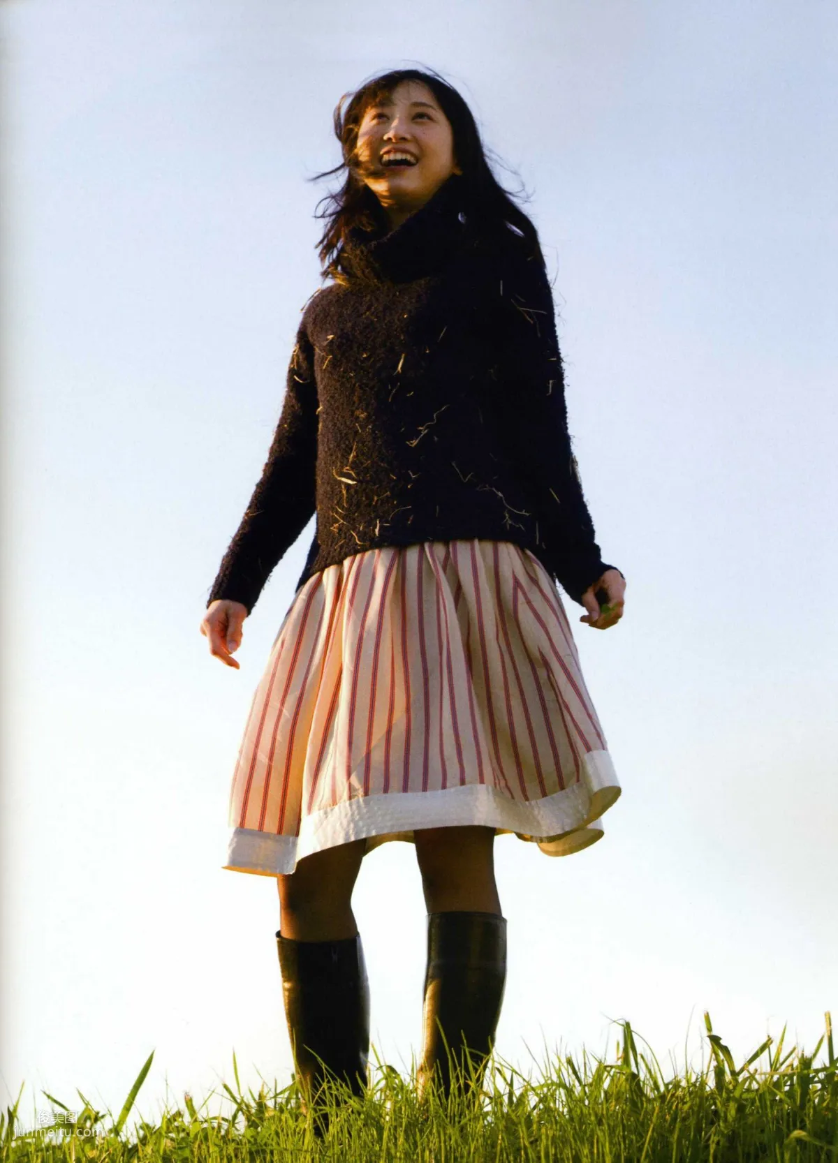 松井玲奈 《Kingyo》 Goldfish [PB寫真集] 37
