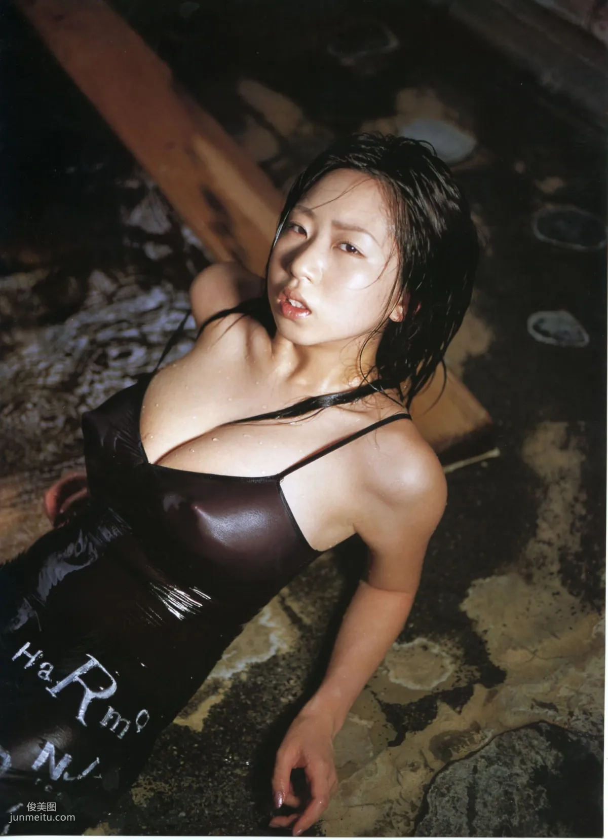 夏目理緒《Gram-Adventure》 [Photo Book] 寫真集 48