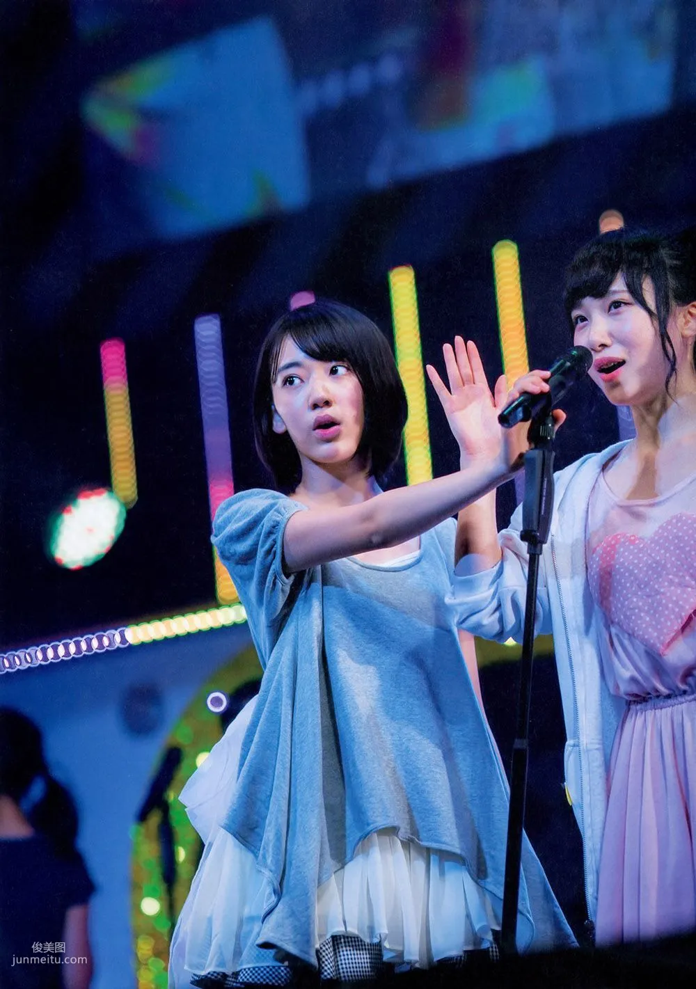 宮脇咲良/宮脅咲良《Sakura》 [PB寫真集] 8