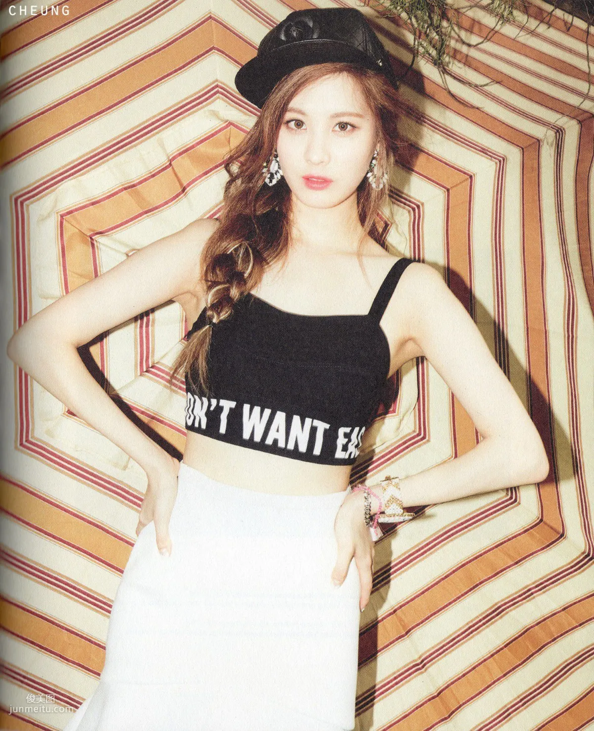 TaeTiSeo 韓國少女時代《HOLLER》[PB寫真集] 27
