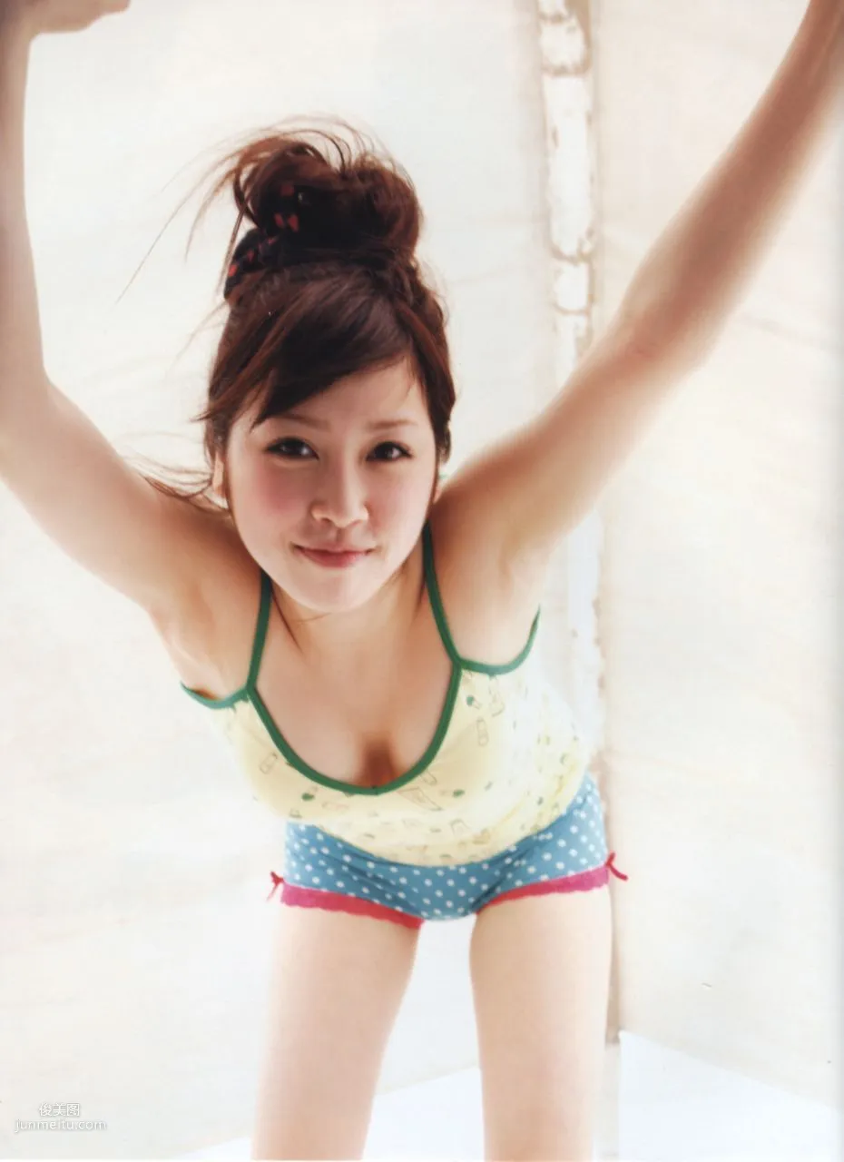 中西裡菜《AKB48 Graduation》 [PB寫真集] 34