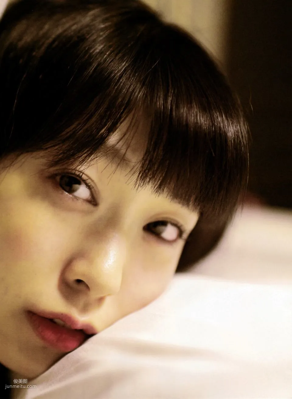 Miyuki Watanabe, Miru Kami [Photo book] Photo Set photo 110