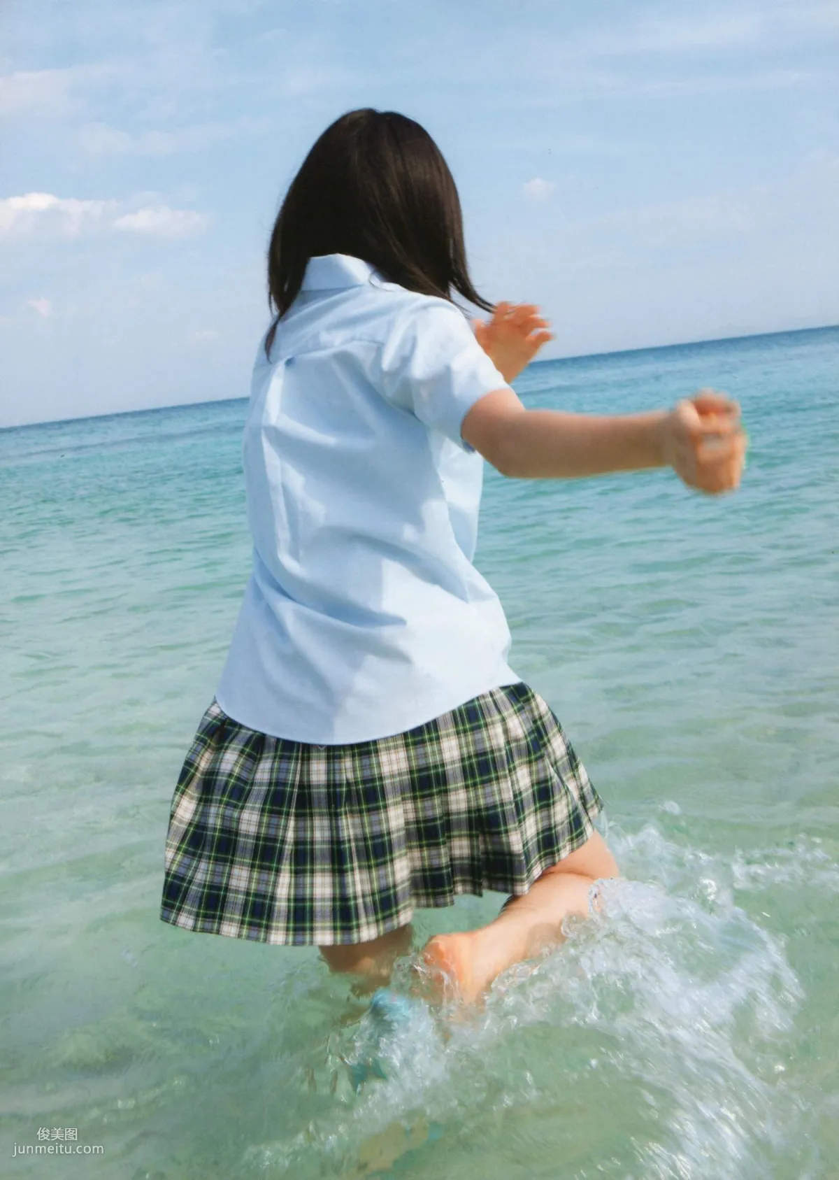 川島海荷《Umikaze》 [PhotoBook] 寫真集 63