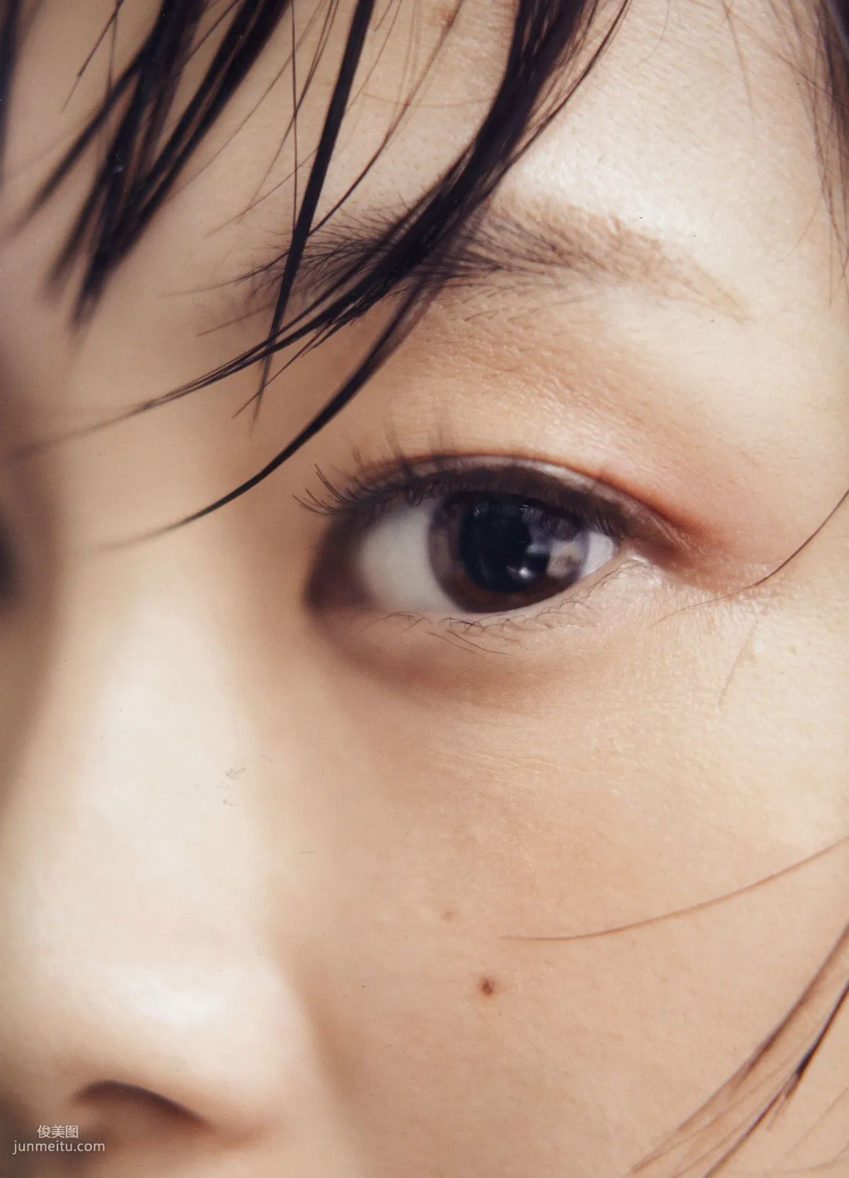 松井玲奈 《Kingyo》 Goldfish [PB寫真集] 53
