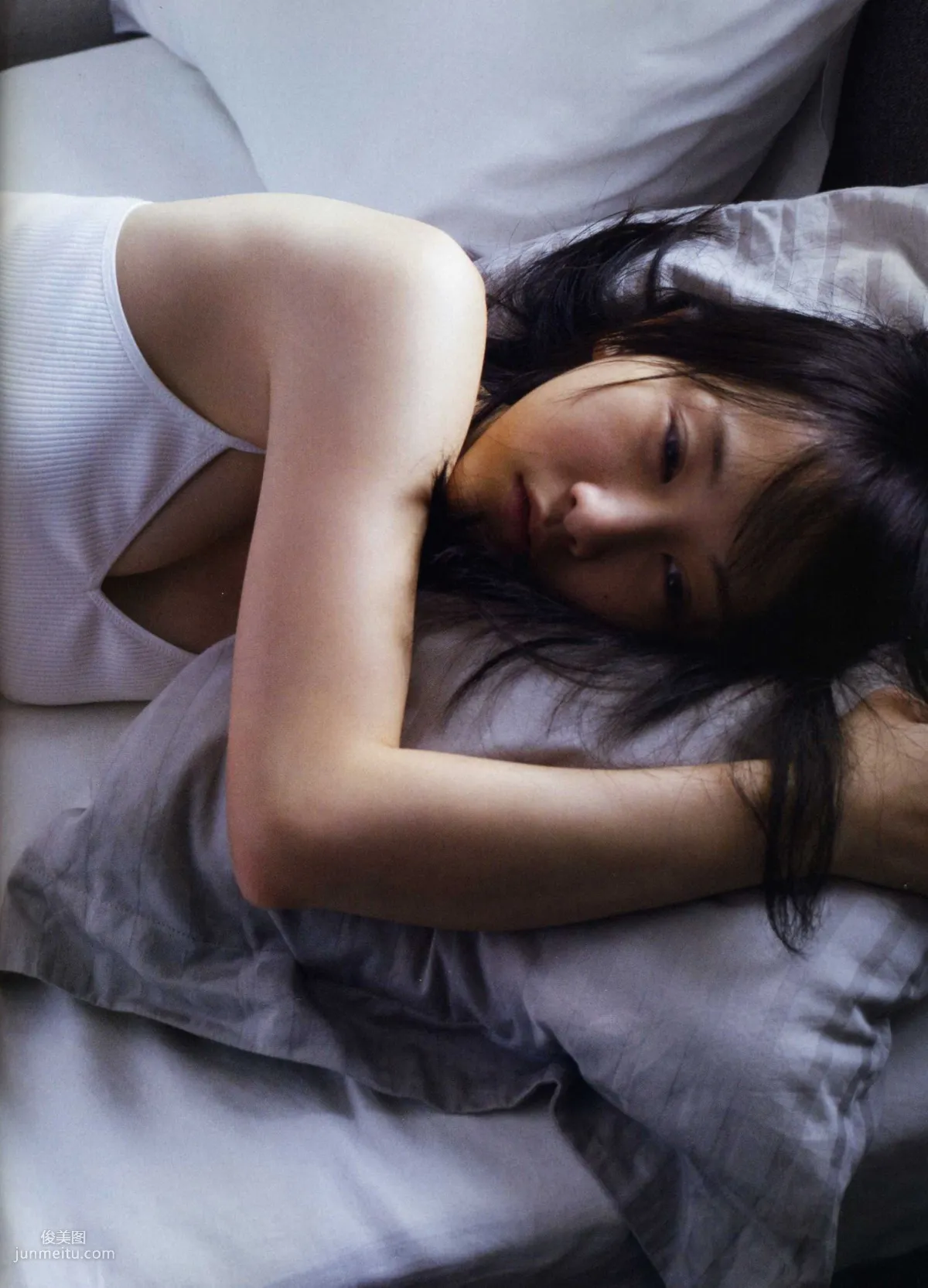 松井玲奈 《Kingyo》 Goldfish [PB寫真集] 98