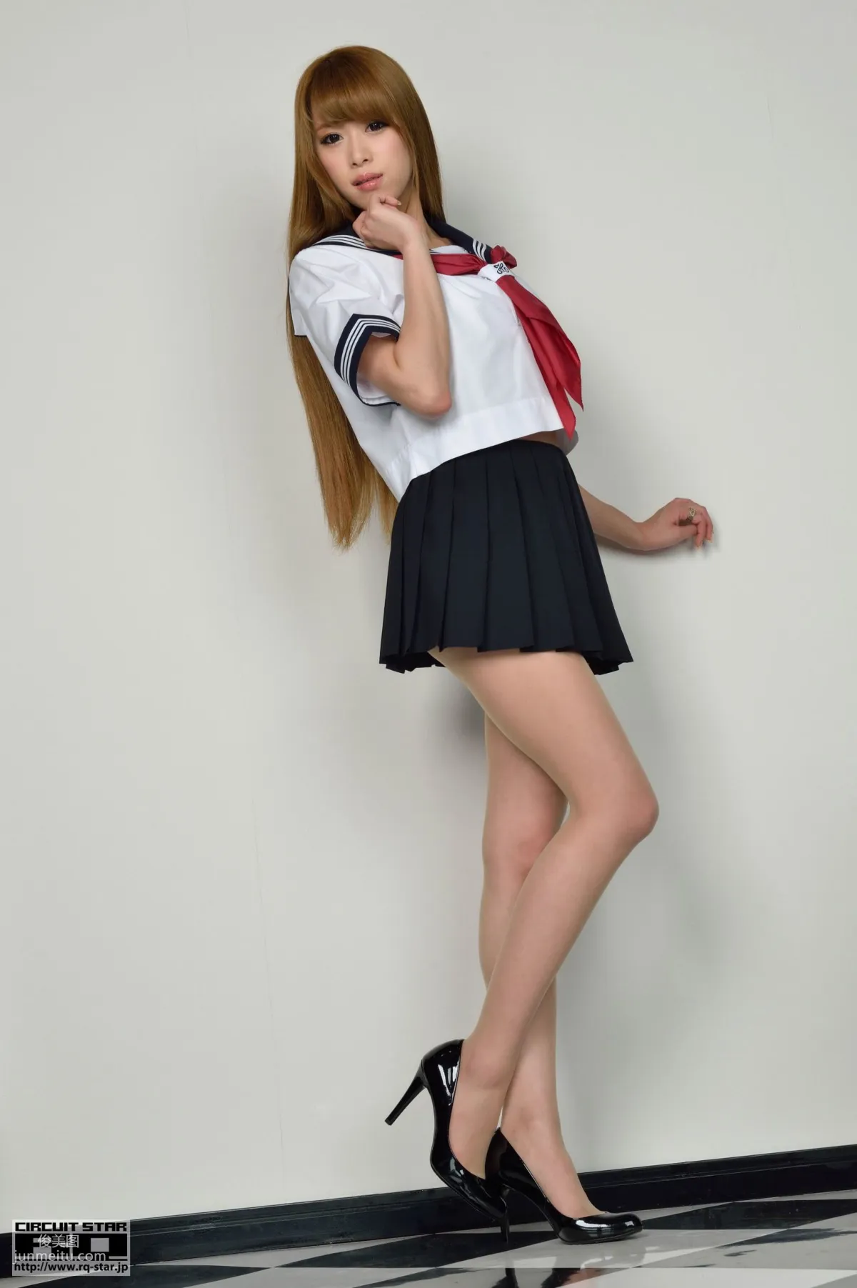 [RQ-STAR] NO.00680 Rima Serizawa 芹澤里茉 Sailor 写真集18