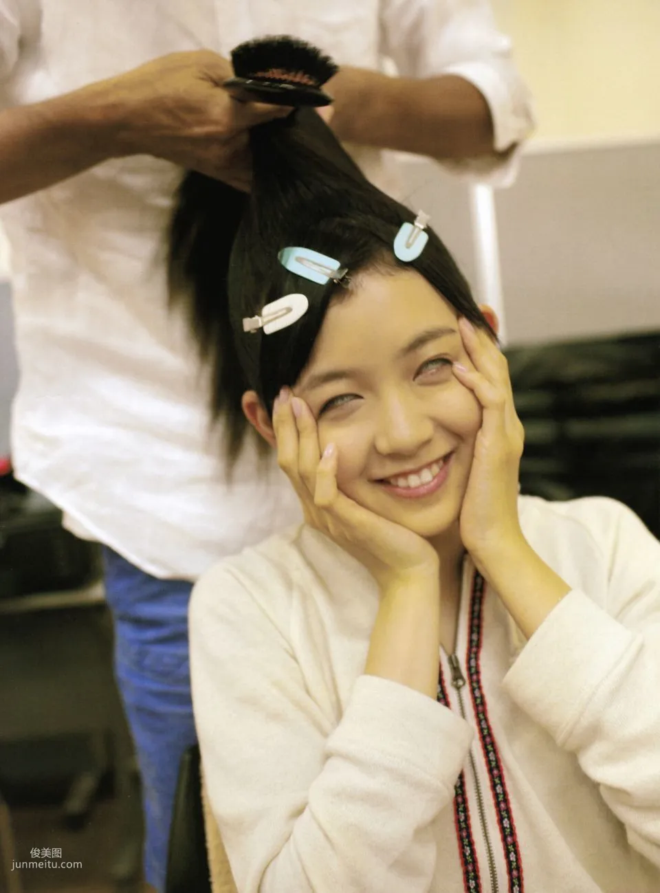 Miyuki Watanabe, Miru Kami [Photo book] Photo Set photo 37