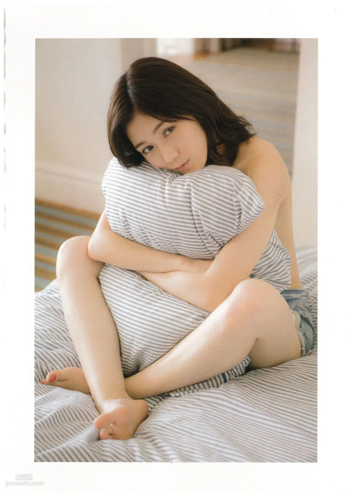渡辺麻友 《知らないうちに》 [PB写真集] 85