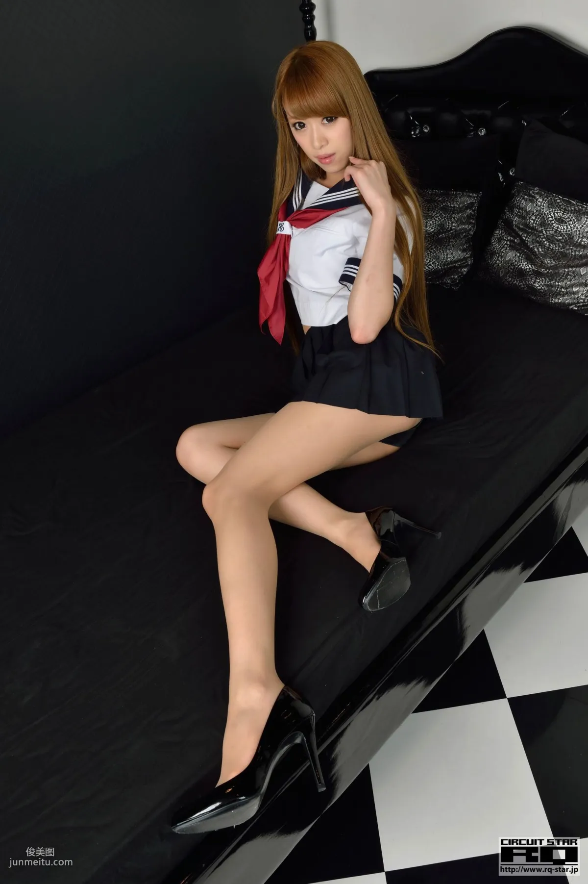 [RQ-STAR] NO.00680 Rima Serizawa 芹澤裡茉 Sailor 寫真集 73