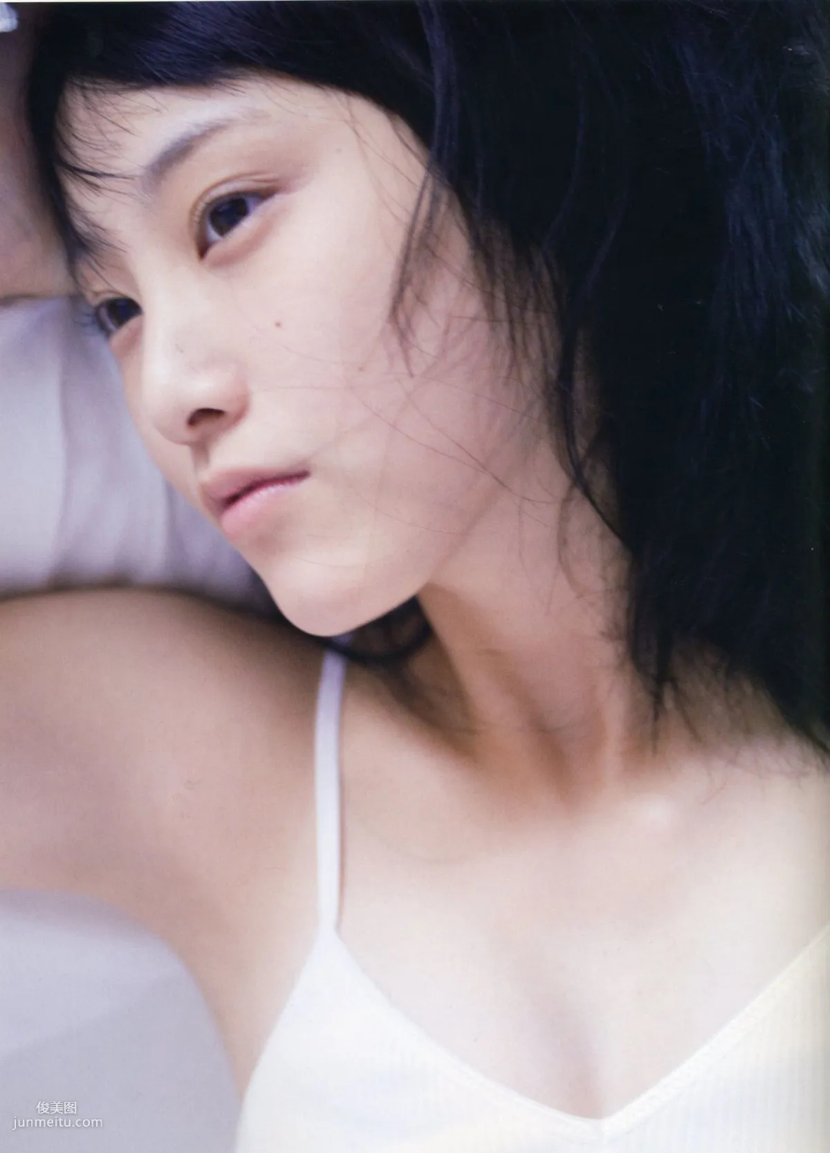 松井玲奈 《Kingyo》 Goldfish [PB寫真集] 86