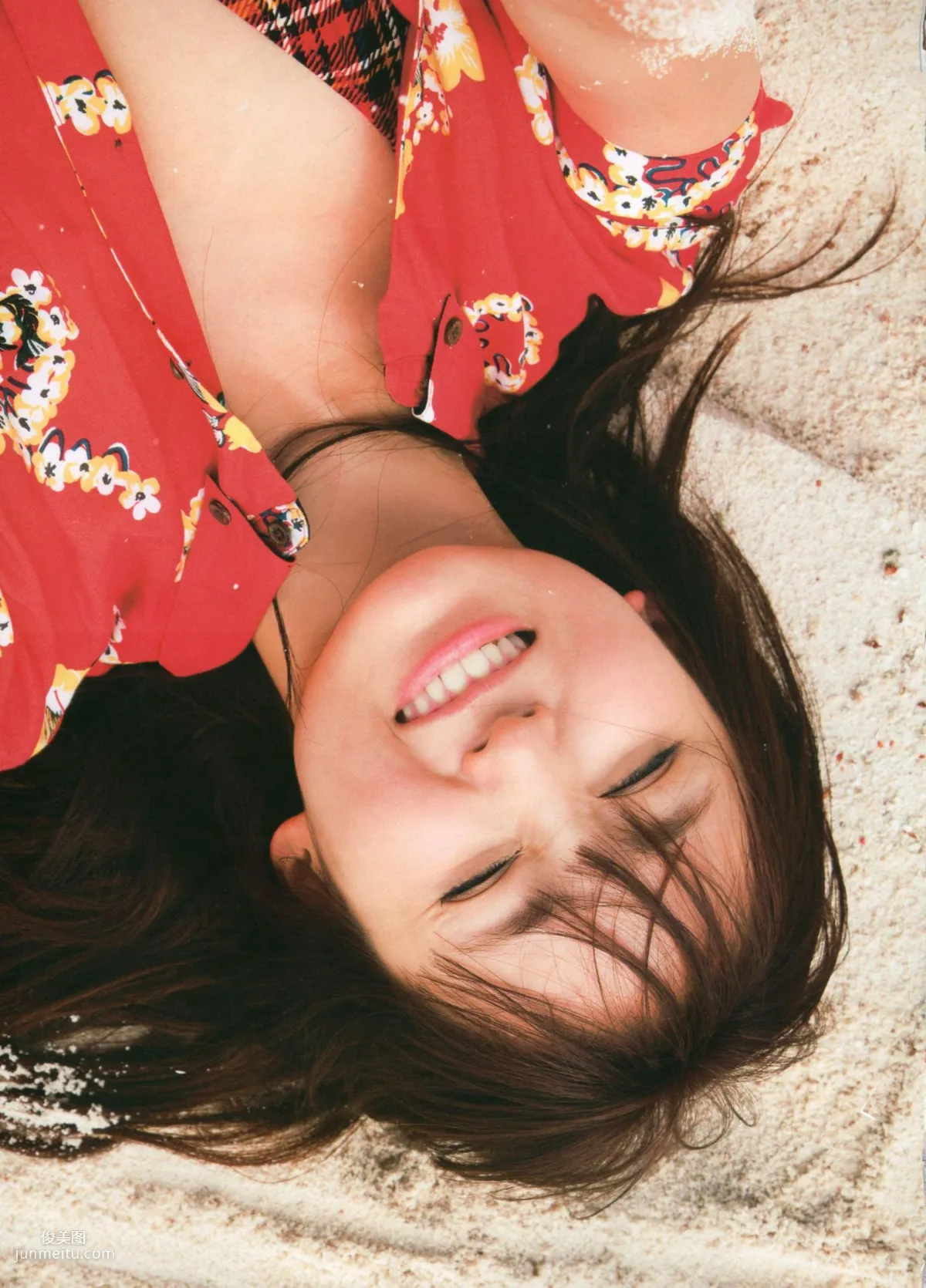 吉木りさ 《Heaven》 [PhotoBook] 写真集9