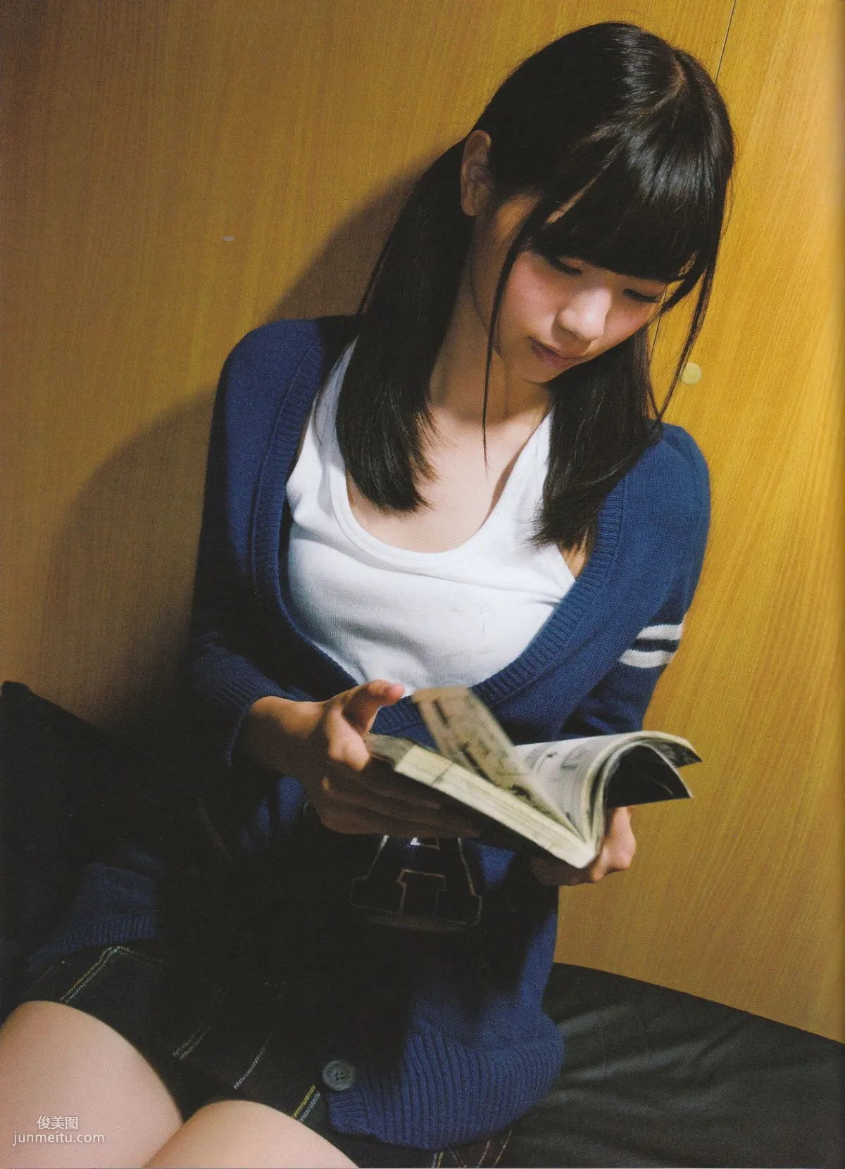 Nanase Nishino《Everyday Clothes》 [Photo Books] photo 11