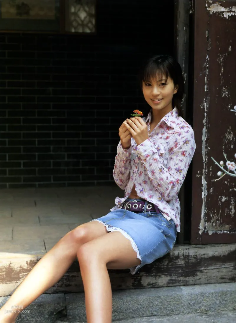 Misako Yasuda Slight Fever [Photo Books] Photo Set photo 56