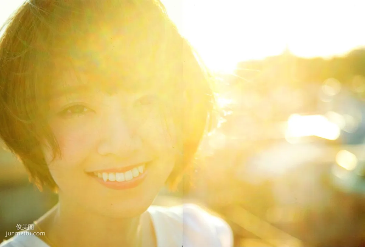 Nanami Hashimoto Gentle Thorns [Photo Books] photo 25