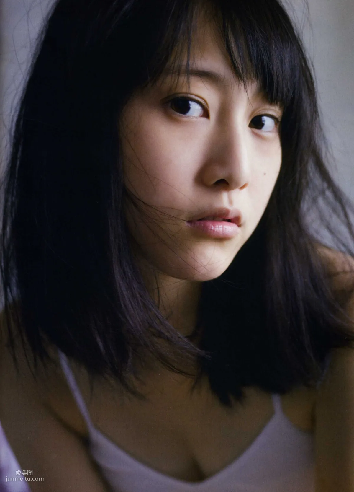 松井玲奈 《Kingyo》 Goldfish [PB寫真集] 102