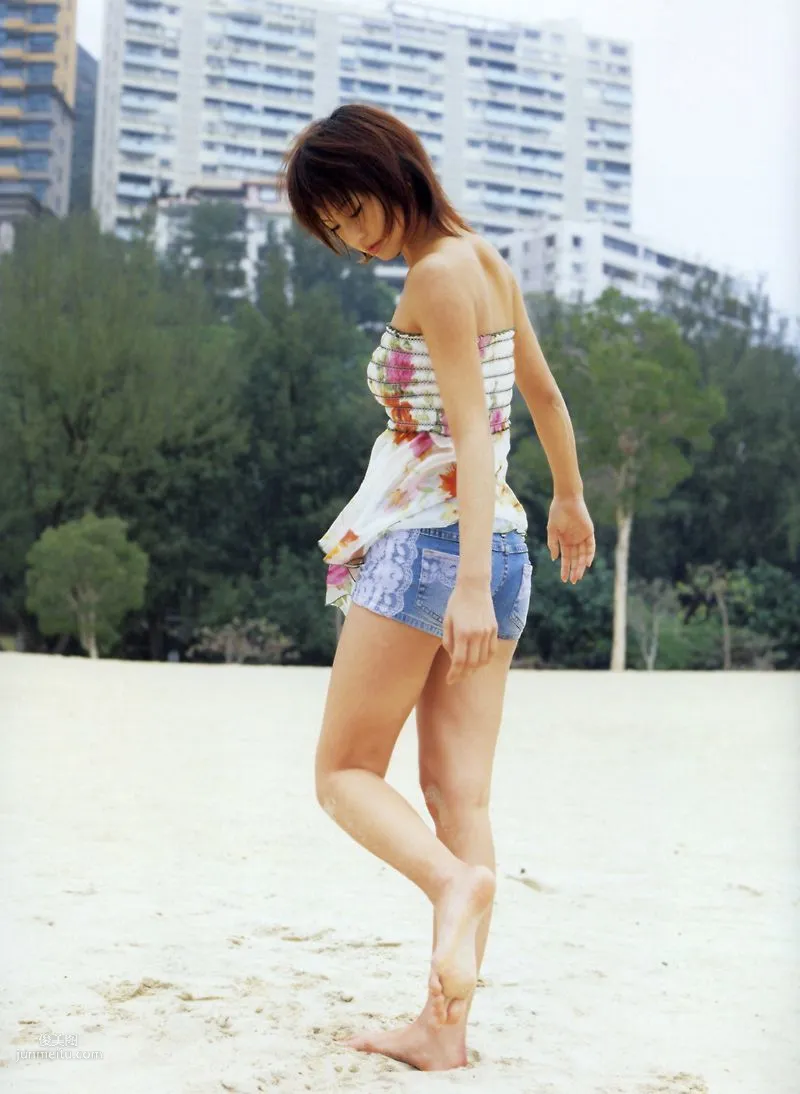 Misako Yasuda Slight Fever [Photo Books] Photo Set photo 33