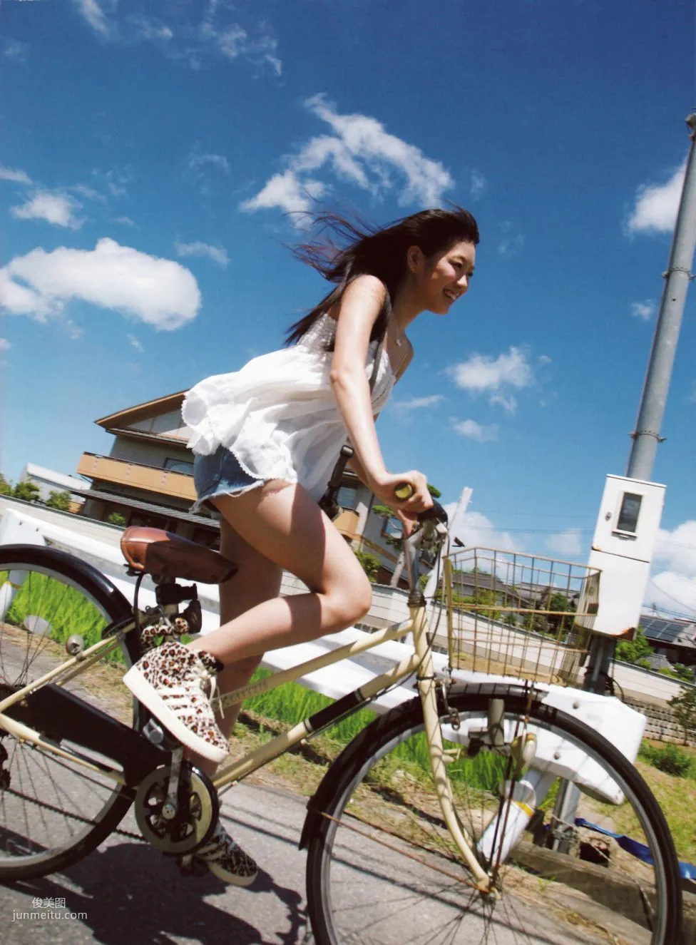 Miyuki Watanabe, Miru Kami [Photo book] Photo Set photo 142