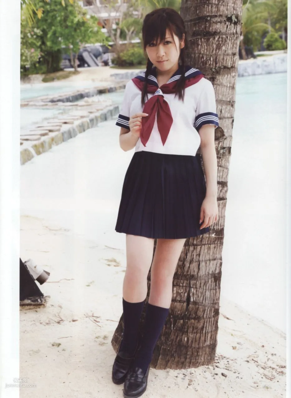 中西裡菜《AKB48 Graduation》 [PB寫真集] 44