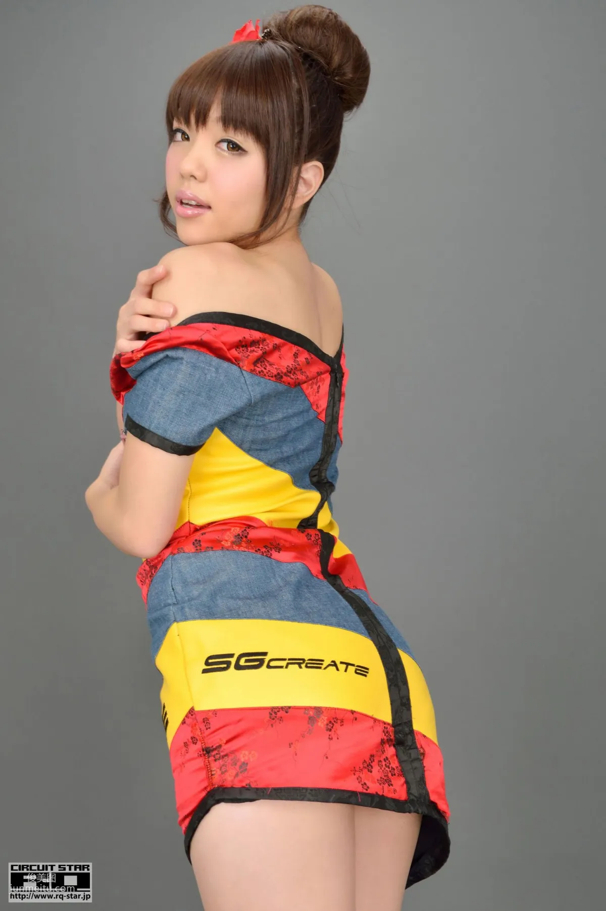 [RQ-STAR] NO.00725 Natsuki Higurashi 日暮なつき Race Queen 寫真集 23