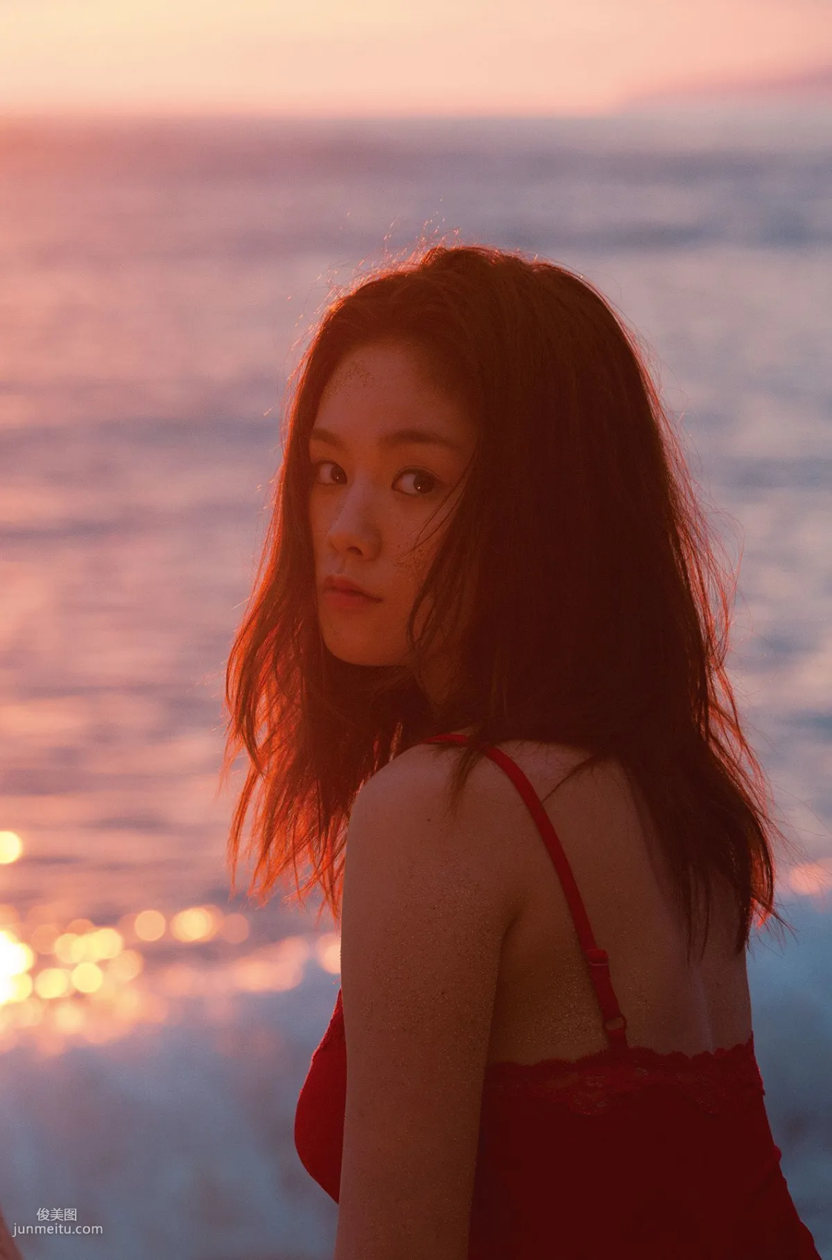 Miwako Kakei《Venus Birth》 [PhotoBook] Photo Set photo 27