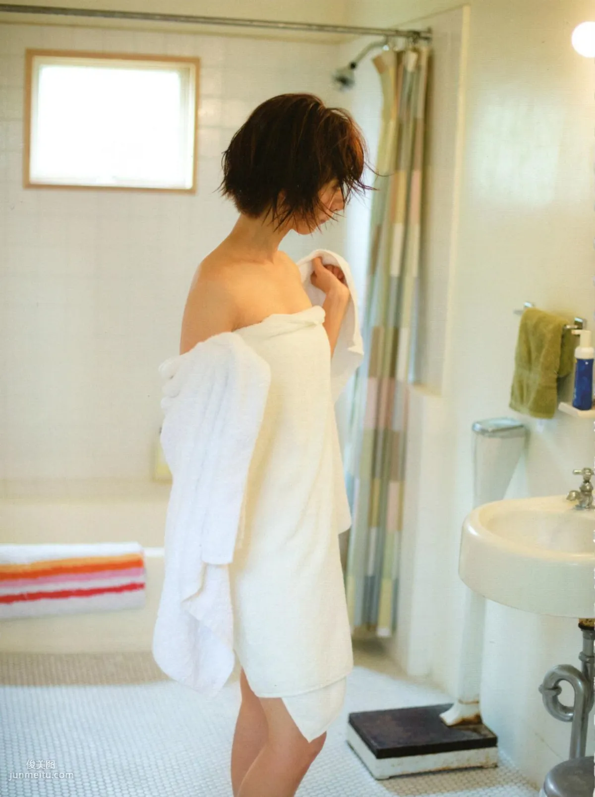 Nanami Hashimoto Gentle Thorns [Photo Books] photo 132