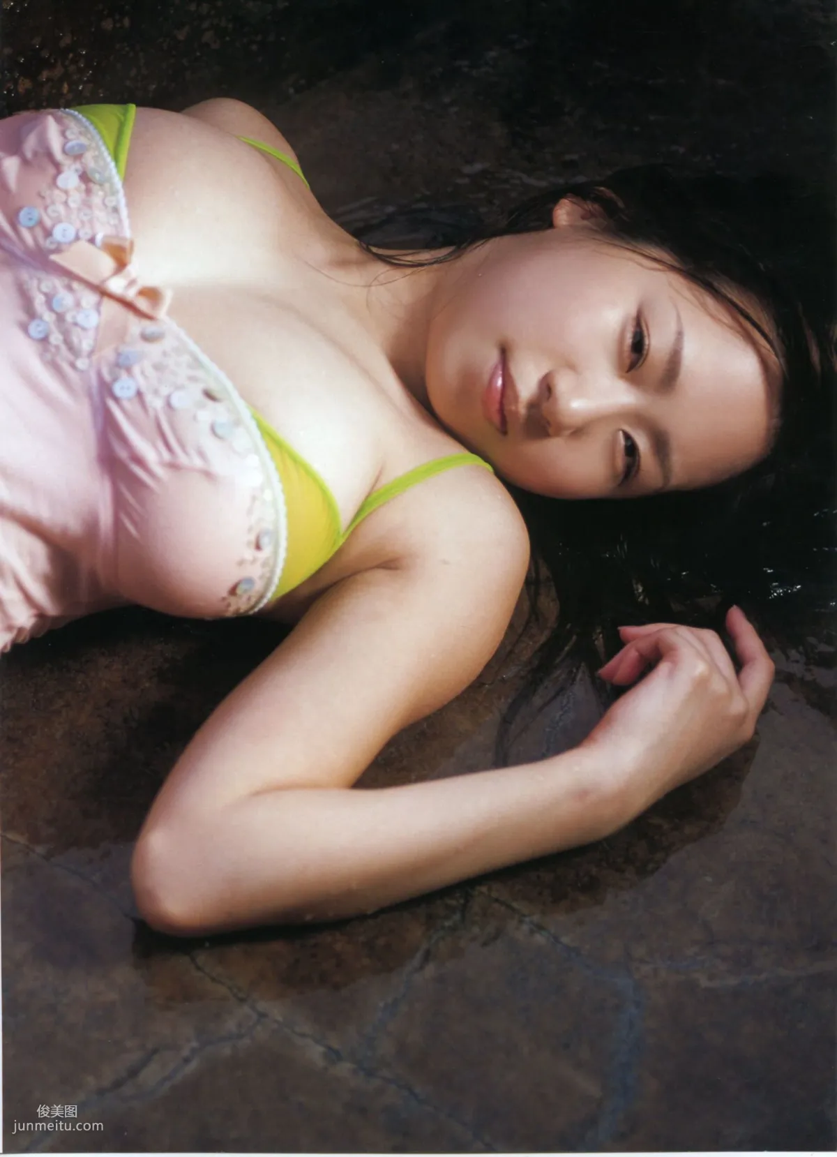 夏目理緒《Gram-Adventure》 [Photo Book] 寫真集 43