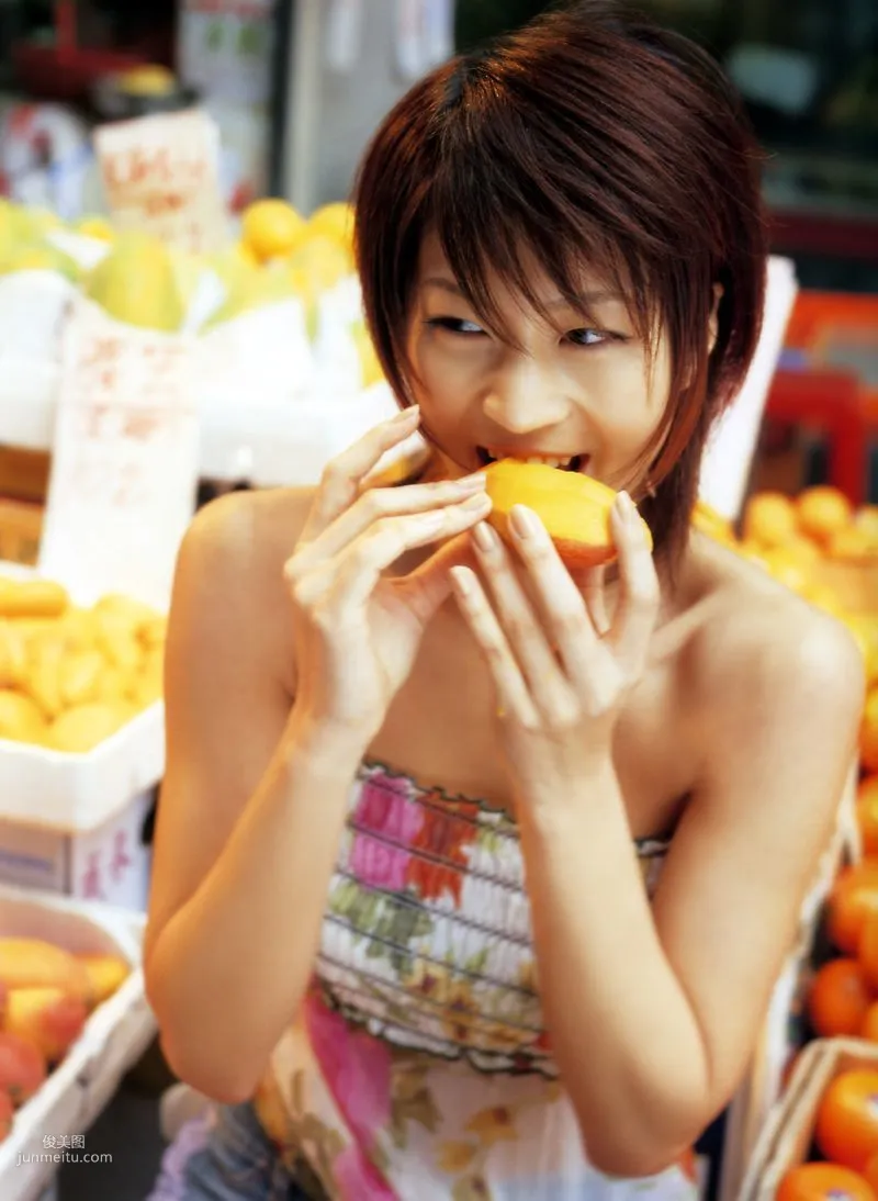 Misako Yasuda Slight Fever [Photo Books] Photo Set photo 13
