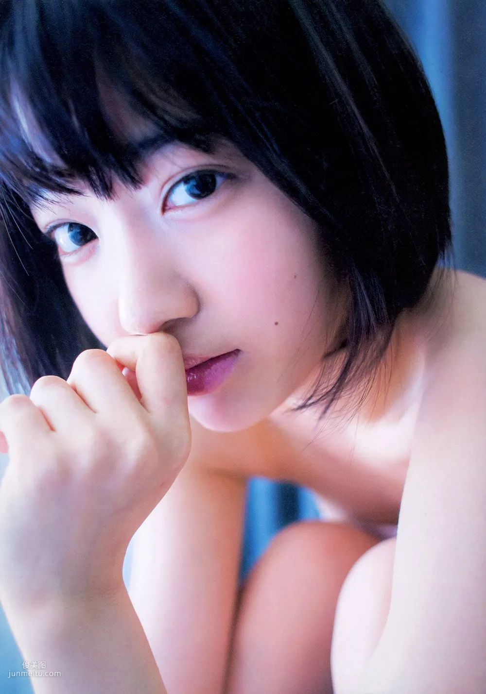宮脇咲良/宮脅咲良《Sakura》 [PB寫真集] 19