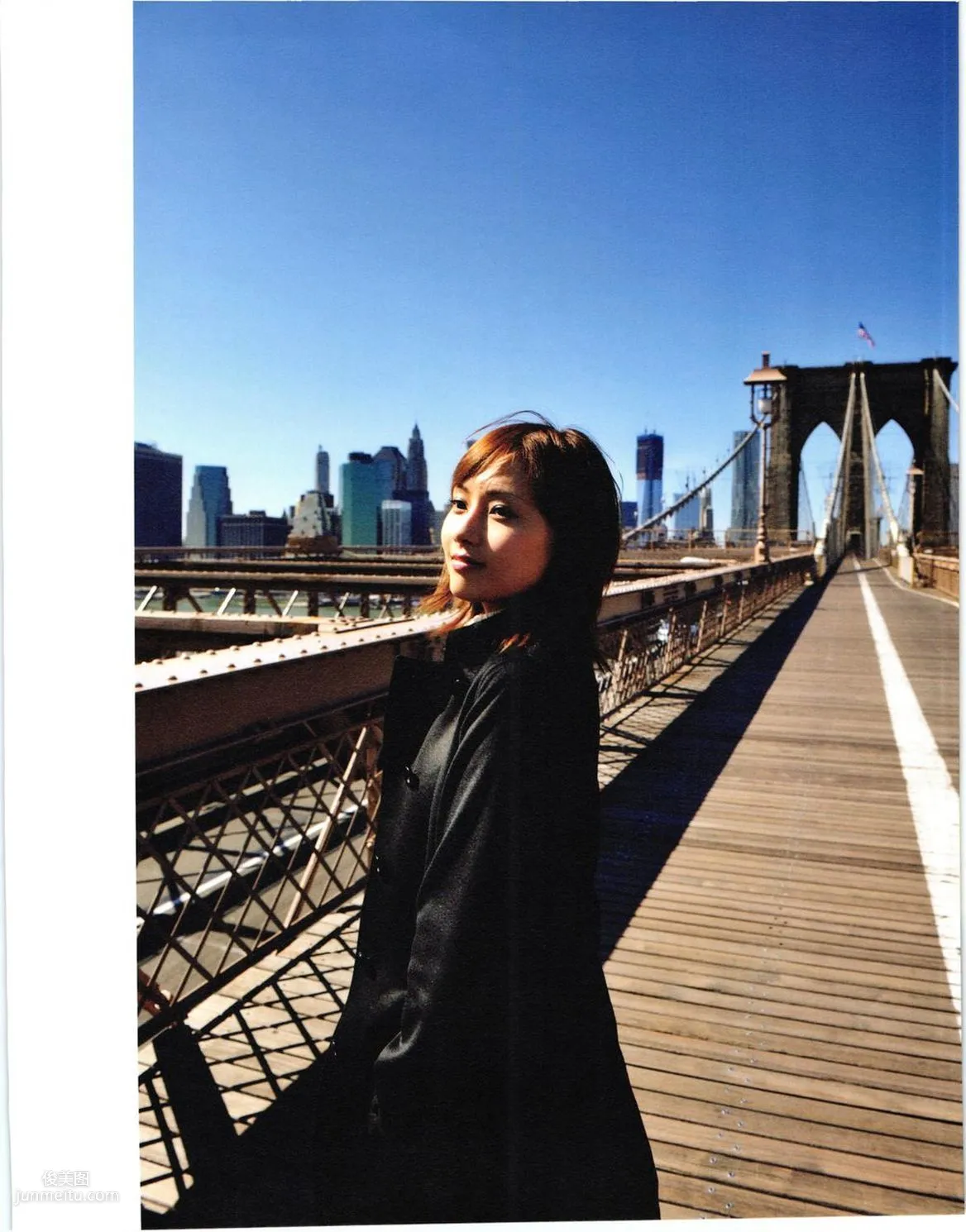 Natsumi Abe Subway [PhotoBook] Photo Set photo 54