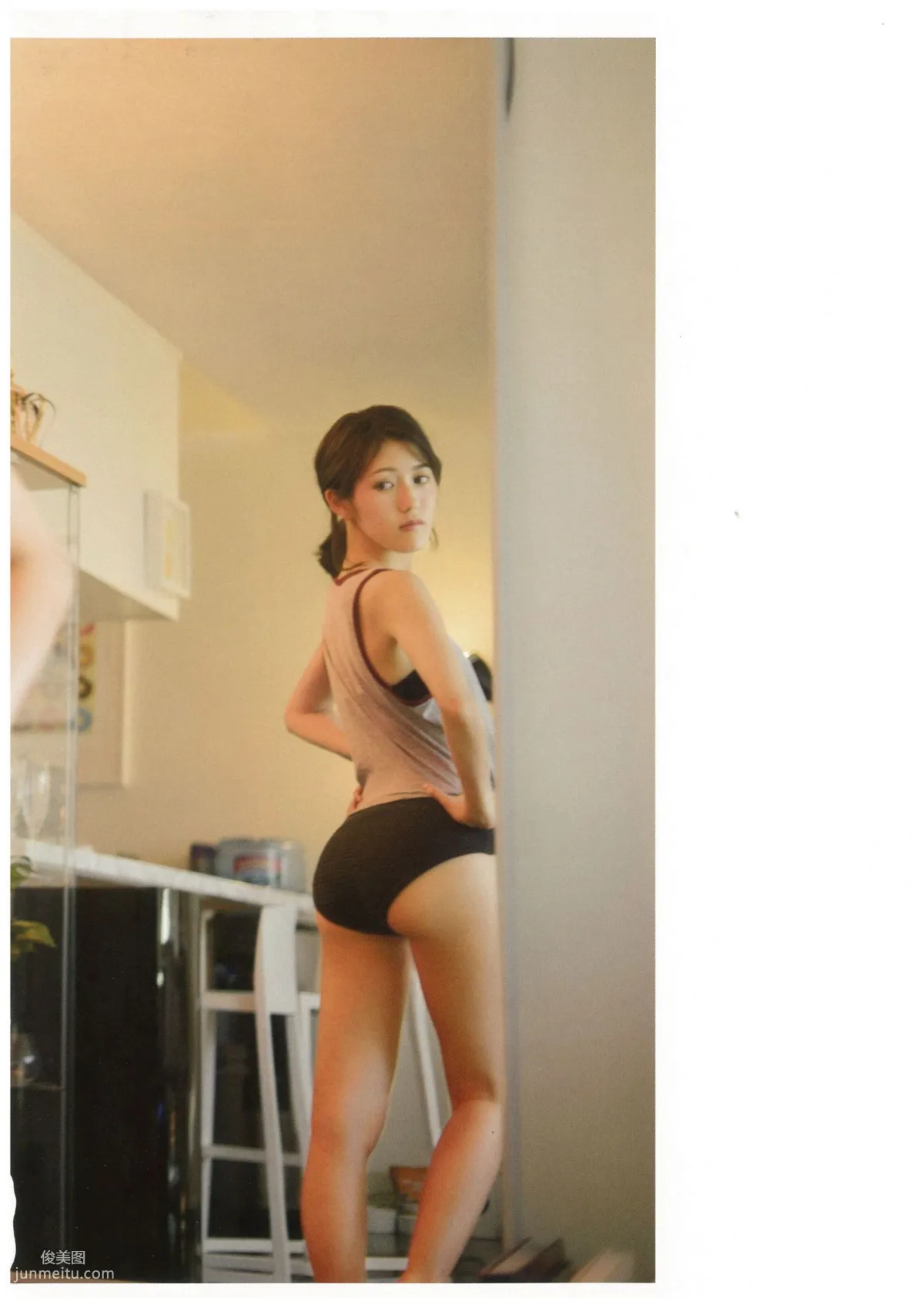 渡辺麻友 《知らないうちに》 [PB写真集] 8