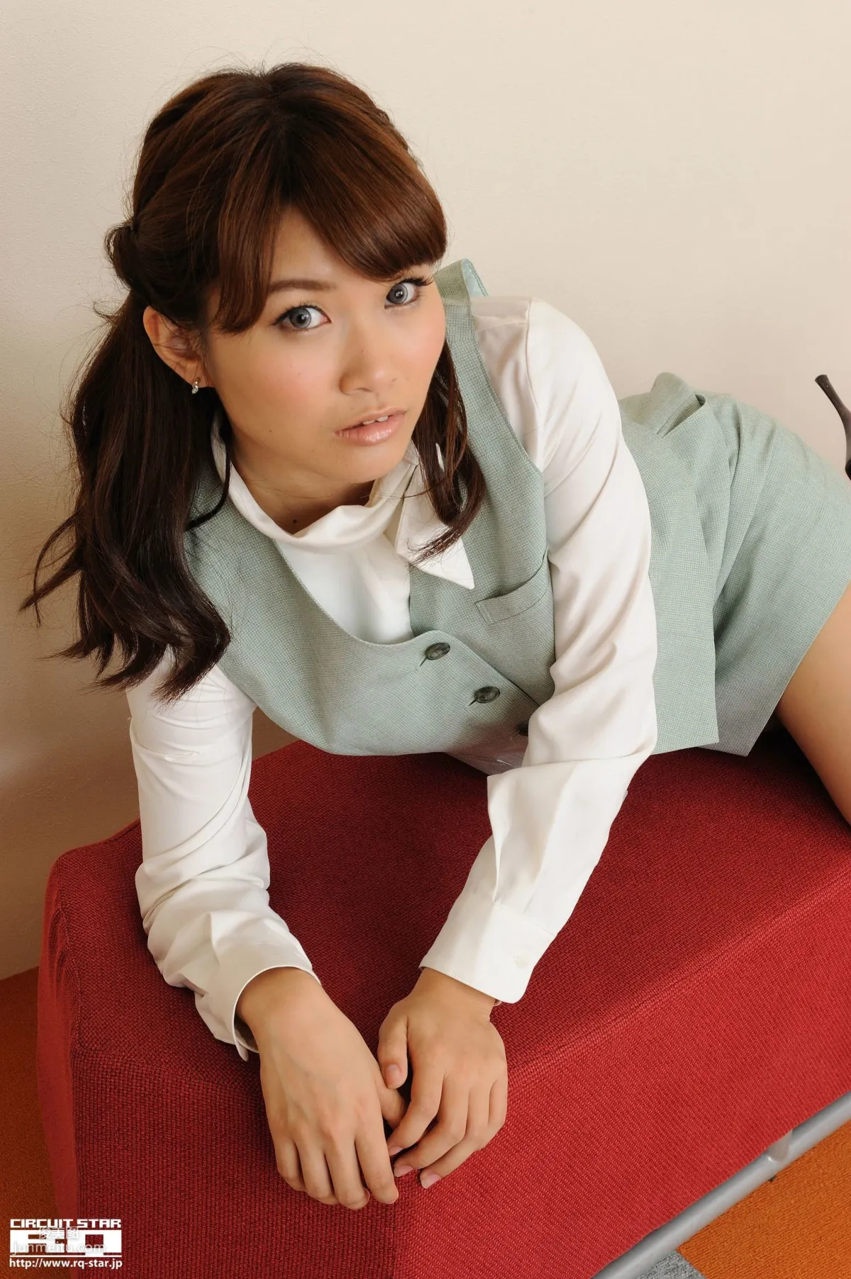 [RQ-STAR] NO.00642 殊野真緒 Office Lady 写真集86