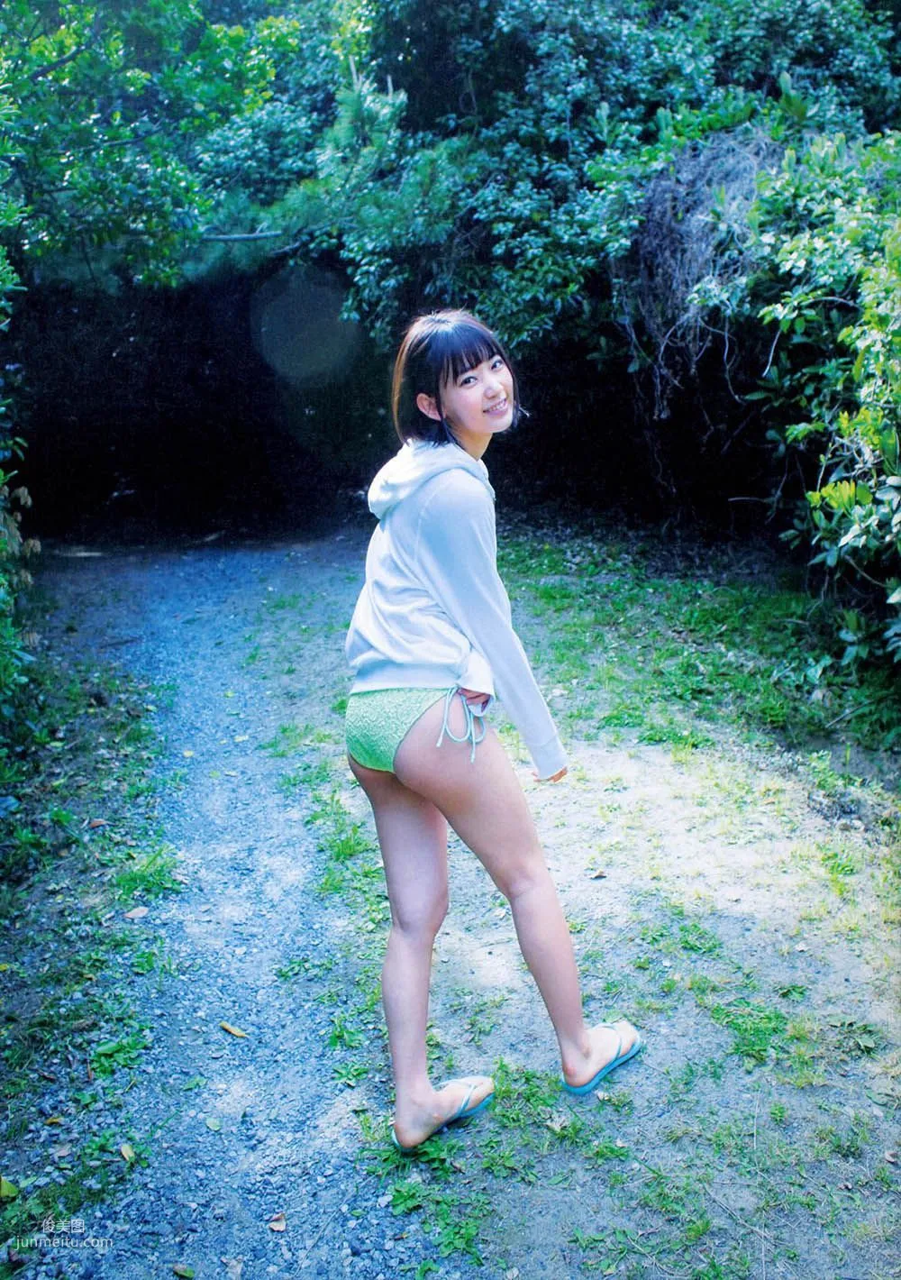 宮脇咲良/宮脅咲良《Sakura》 [PB寫真集] 122