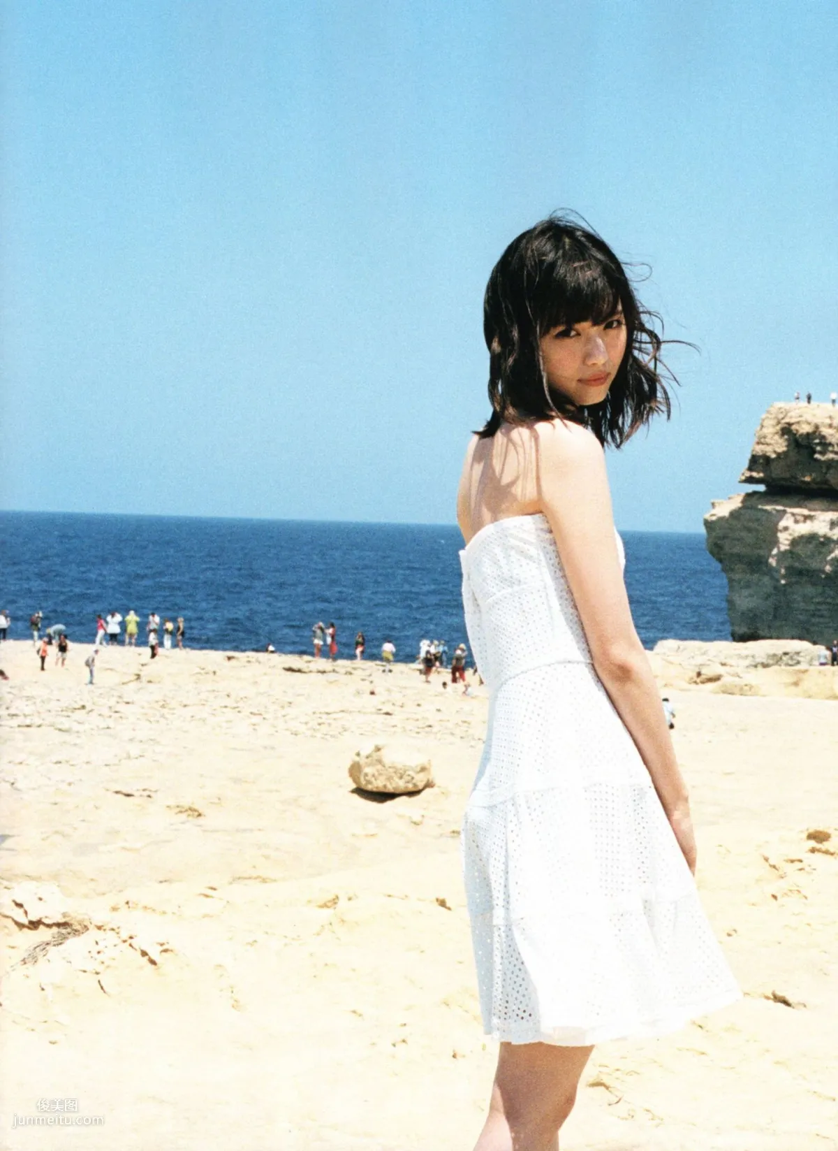 西野七濑 《風を着替えて》 [PB写真集] 4