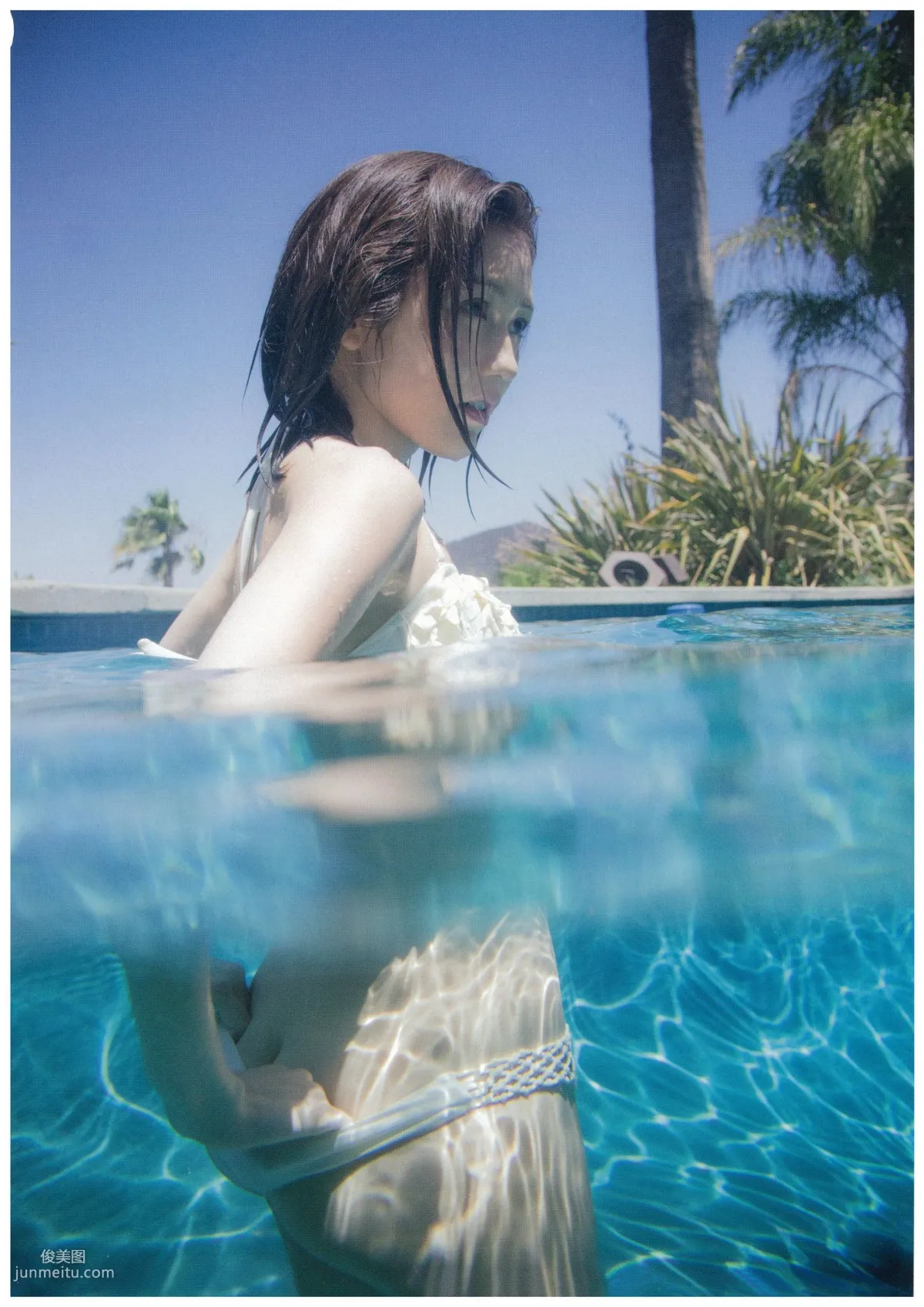 渡辺麻友 《知らないうちに》 [PB写真集] 4