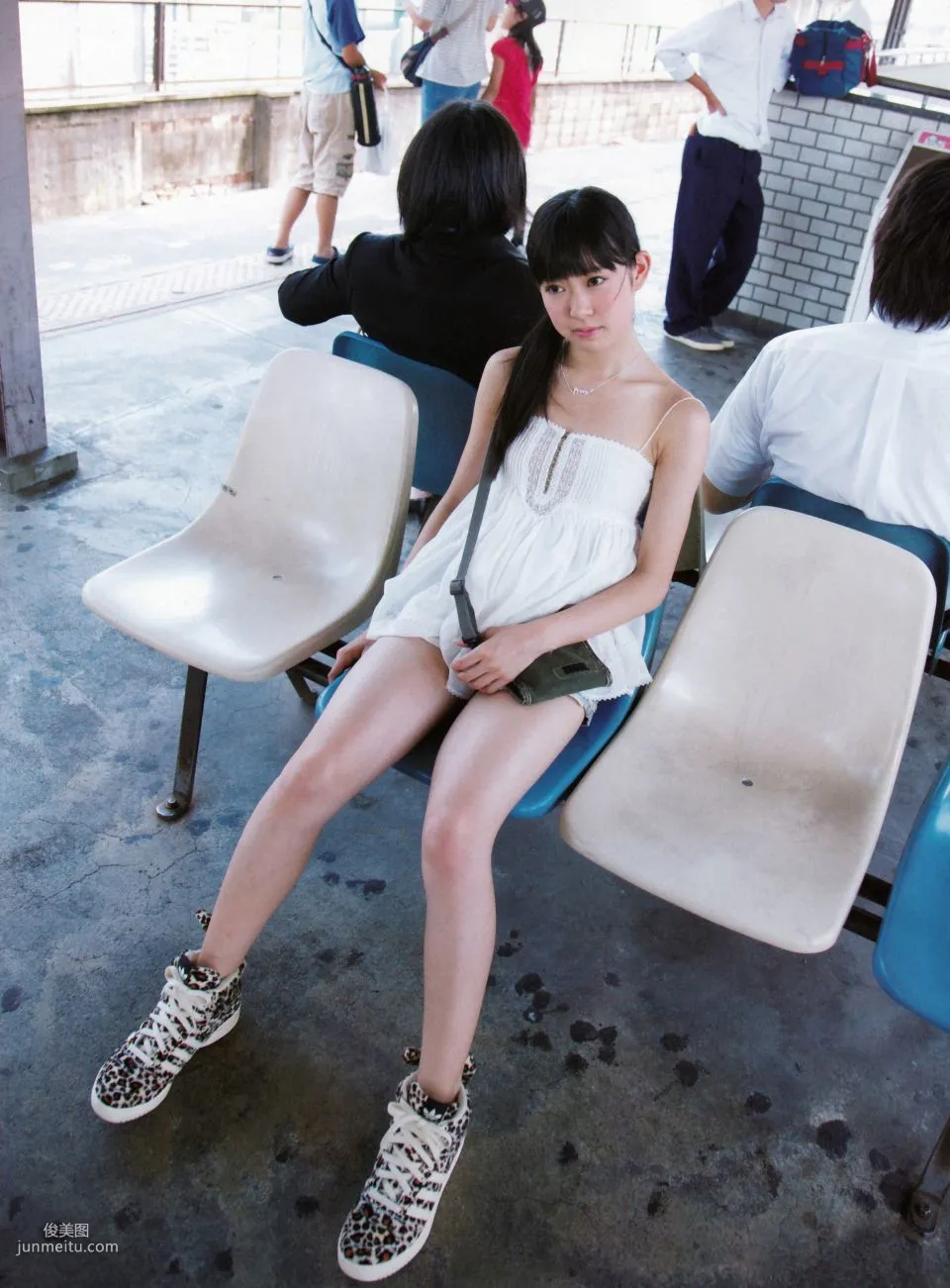 Miyuki Watanabe, Miru Kami [Photo book] Photo Set photo 148