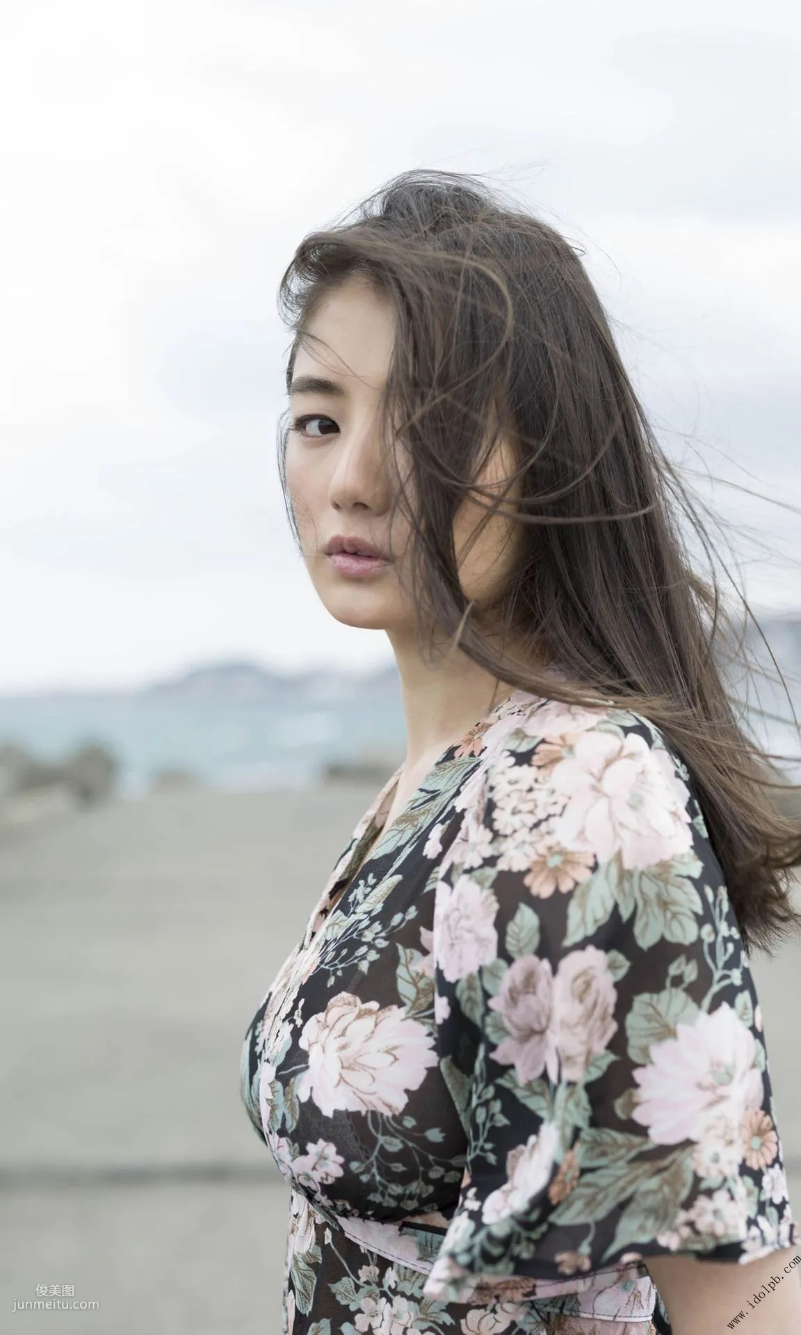 Moemi Katayama Awakening [Photo Books] photo 63