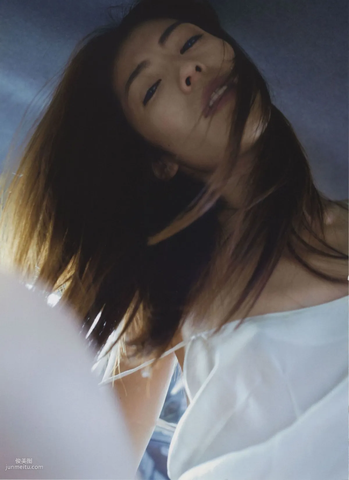 中村愛美 《Lyin' Eyes》 [PhotoBook] 寫真集 34