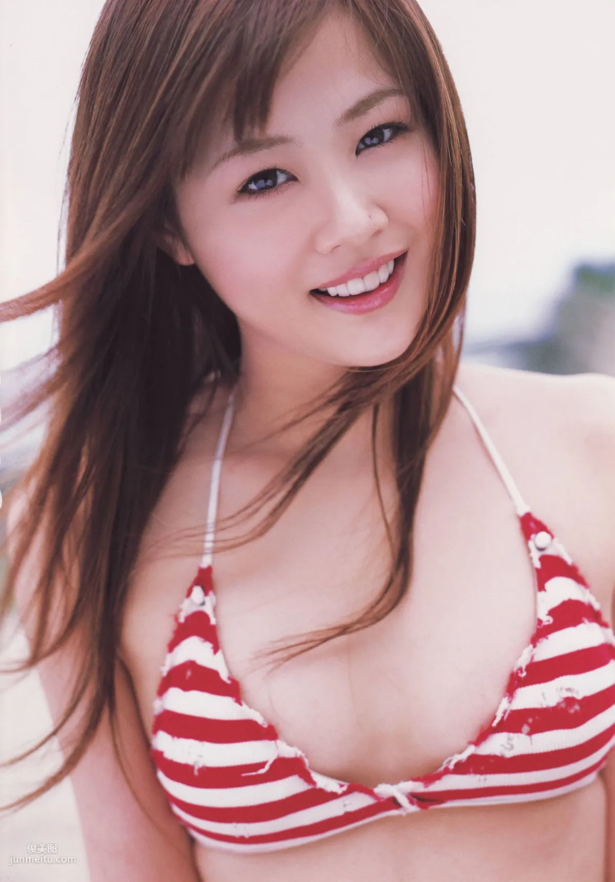新垣裡沙 《happygirl》 [Photobook] 寫真集 31