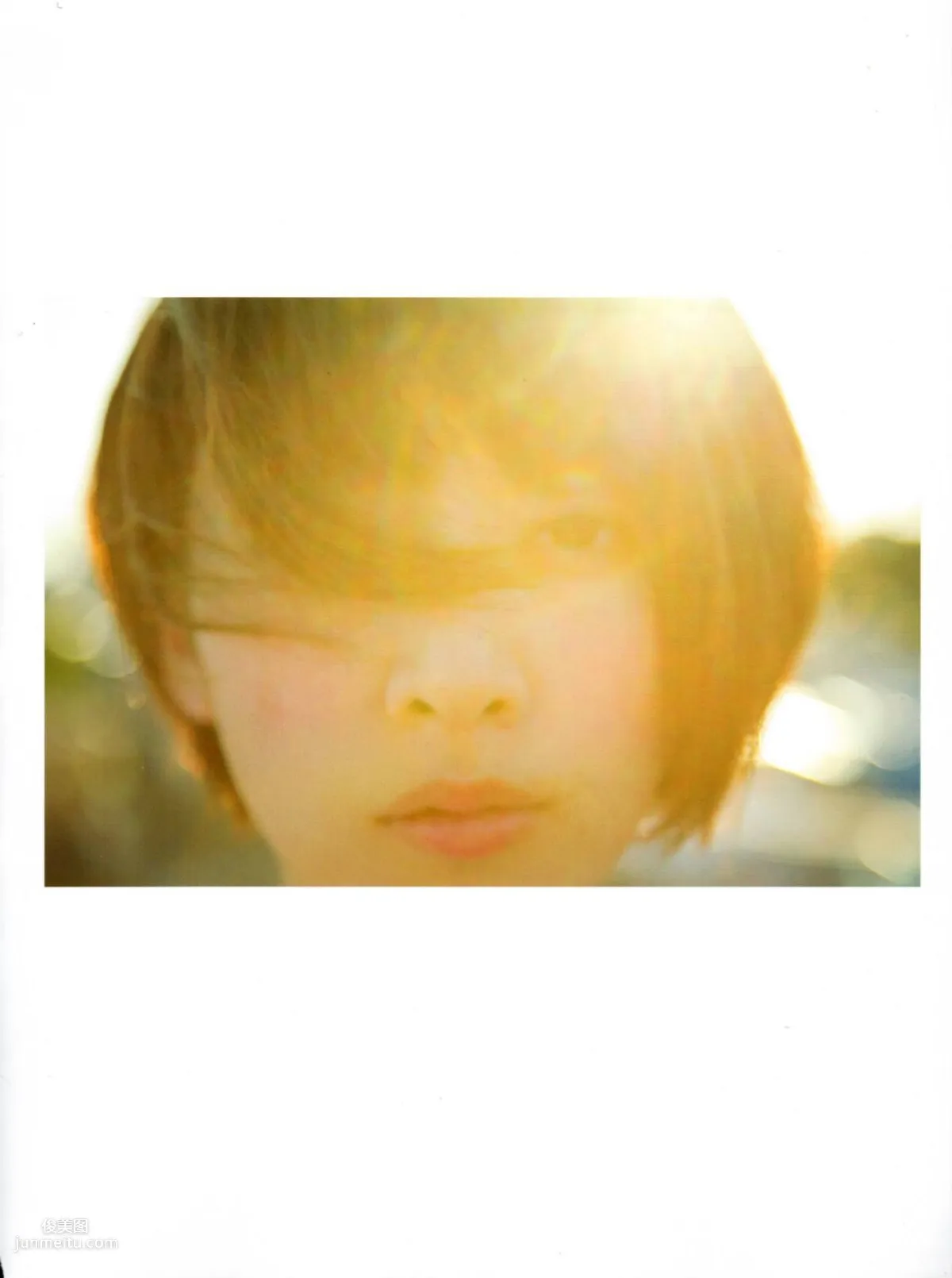 Nanami Hashimoto Gentle Thorns [Photo Books] photo 30