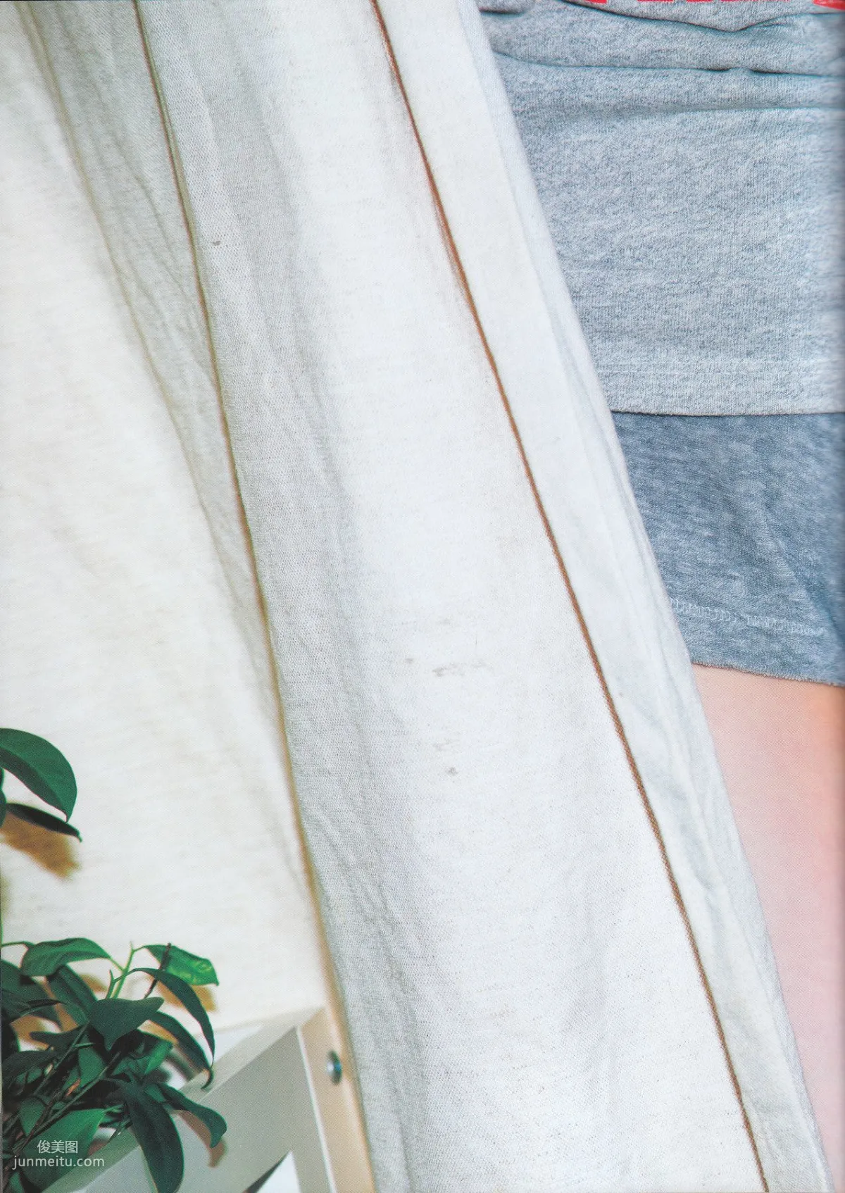Nanase Nishino《Everyday Clothes》 [Photo Books] photo 111