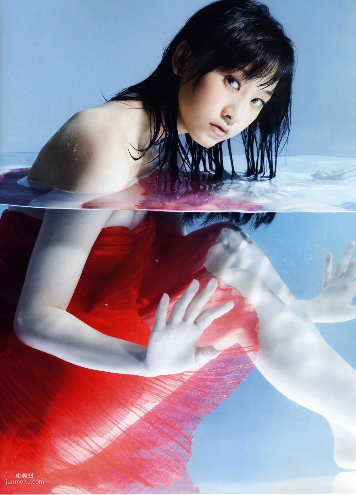 松井玲奈 《Kingyo》 Goldfish [PB寫真集] 74